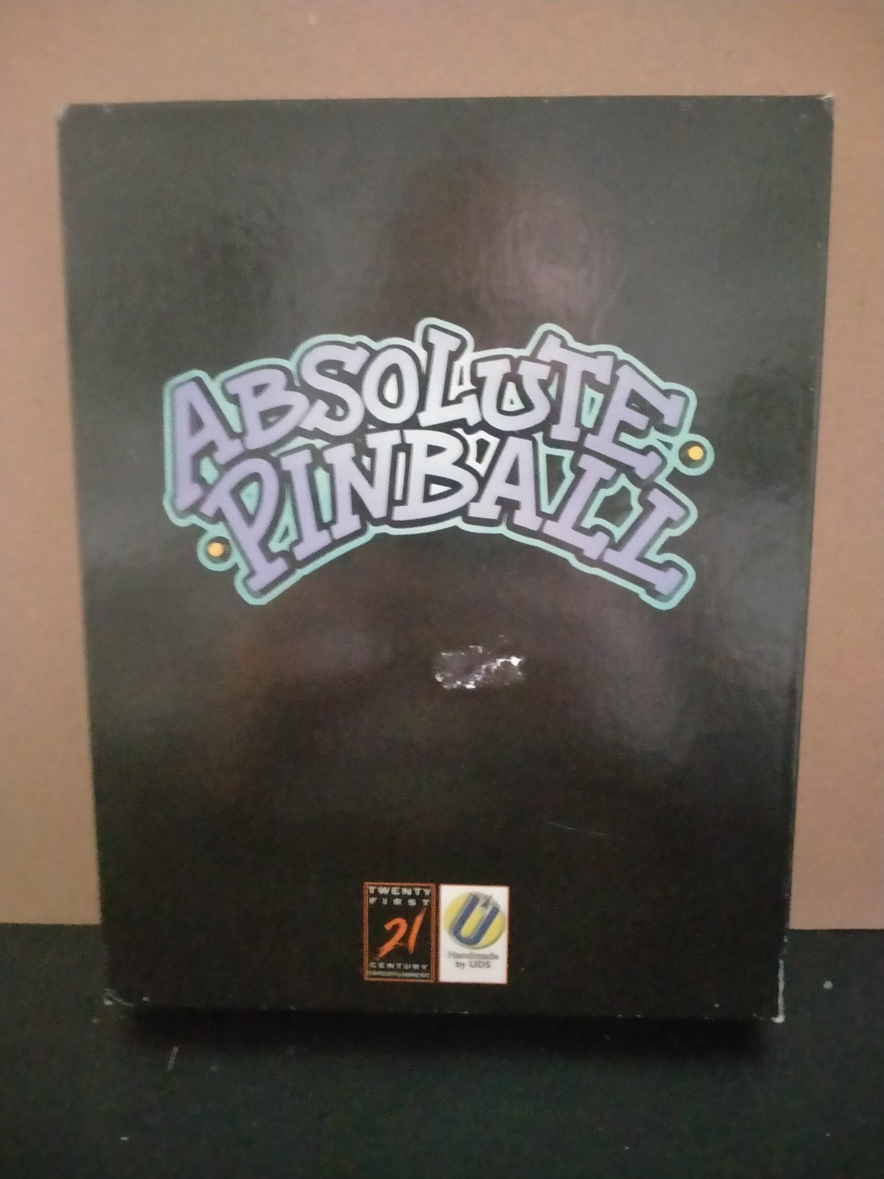 Edición física de Absolute Pinball