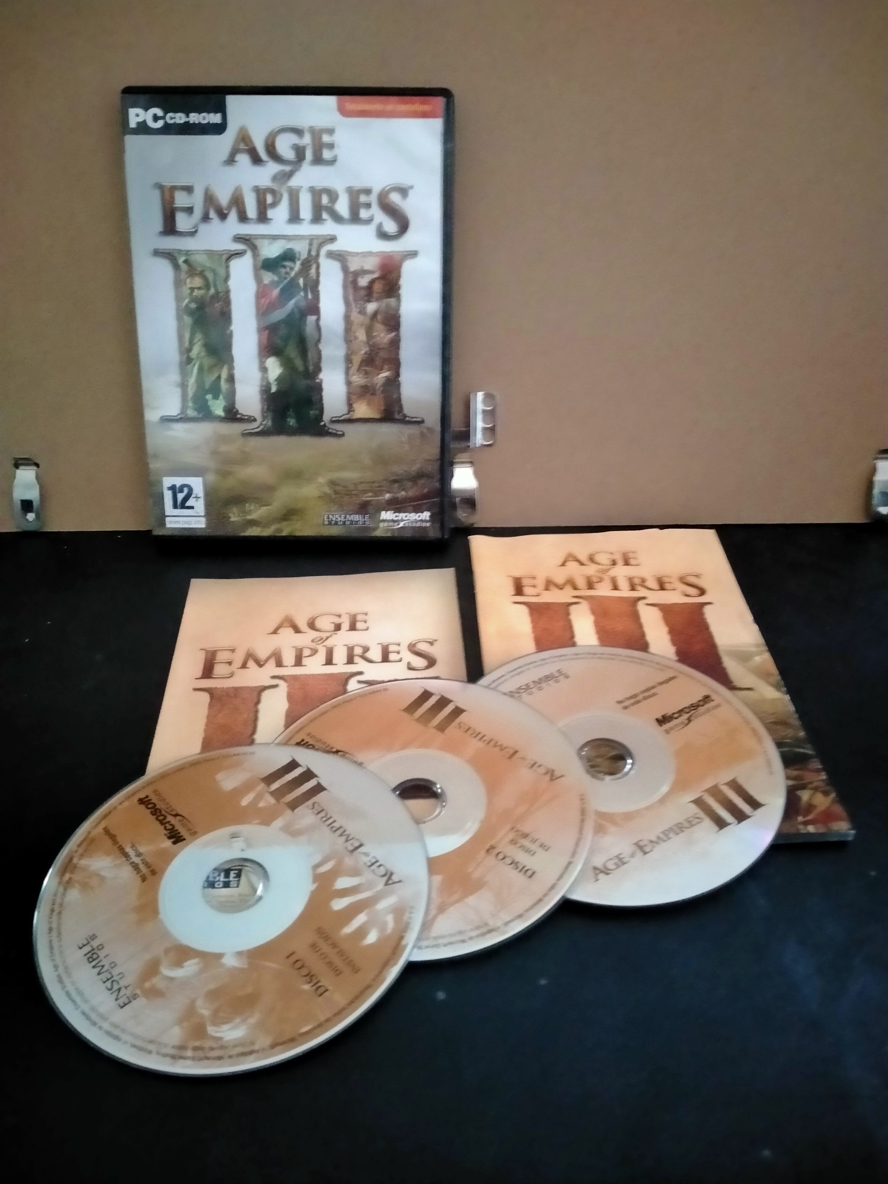 Edición física de Age of Empires III