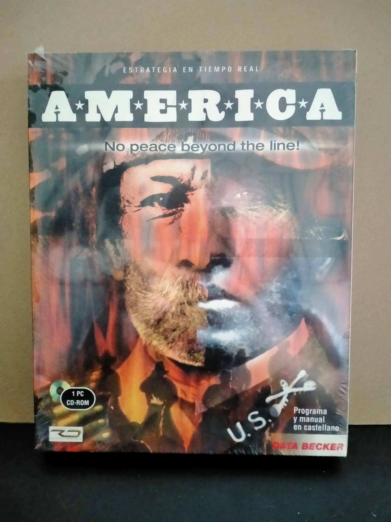Edición física de America: No Peace Beyond the Line!