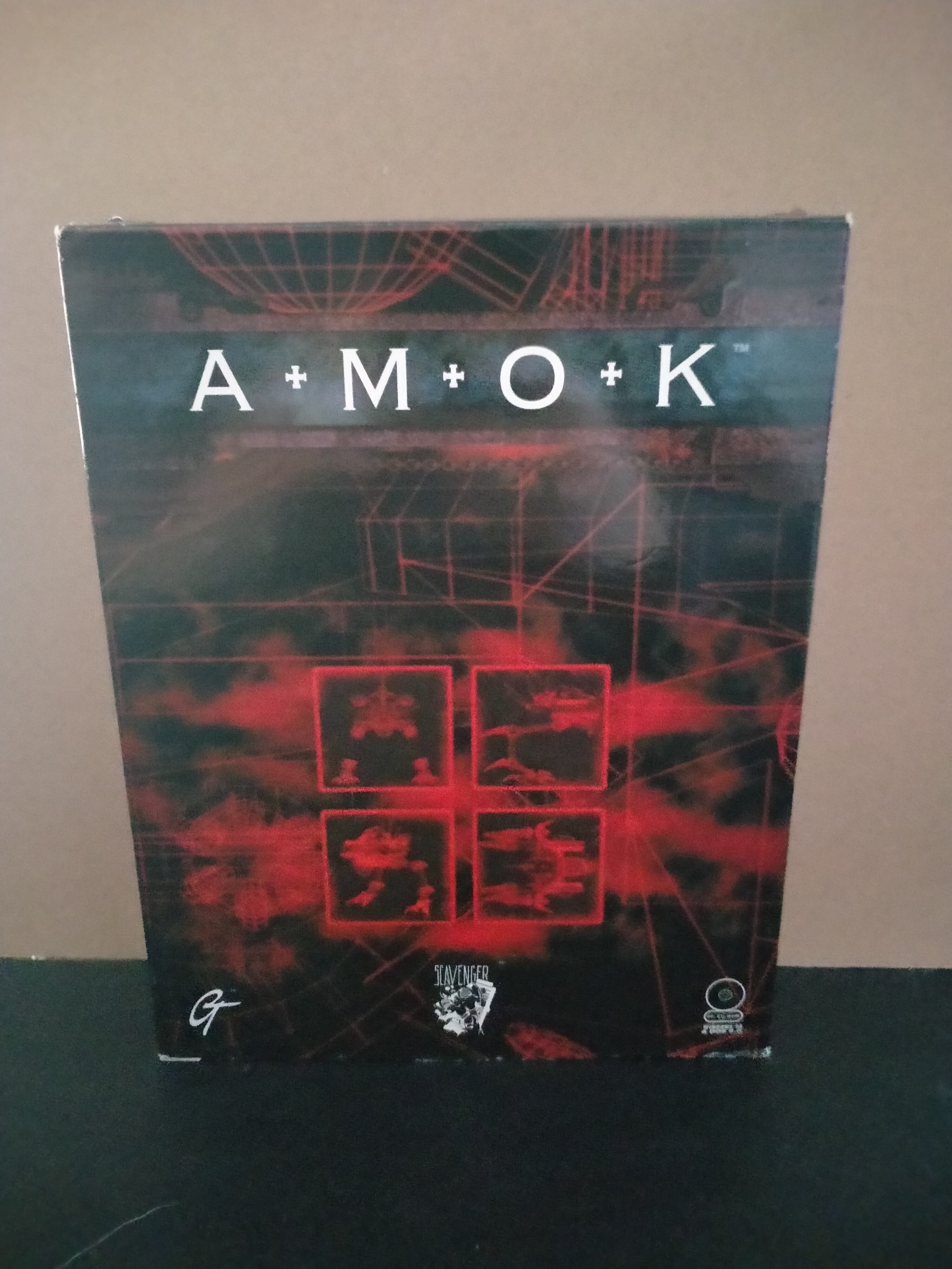 Edición física de AMOK