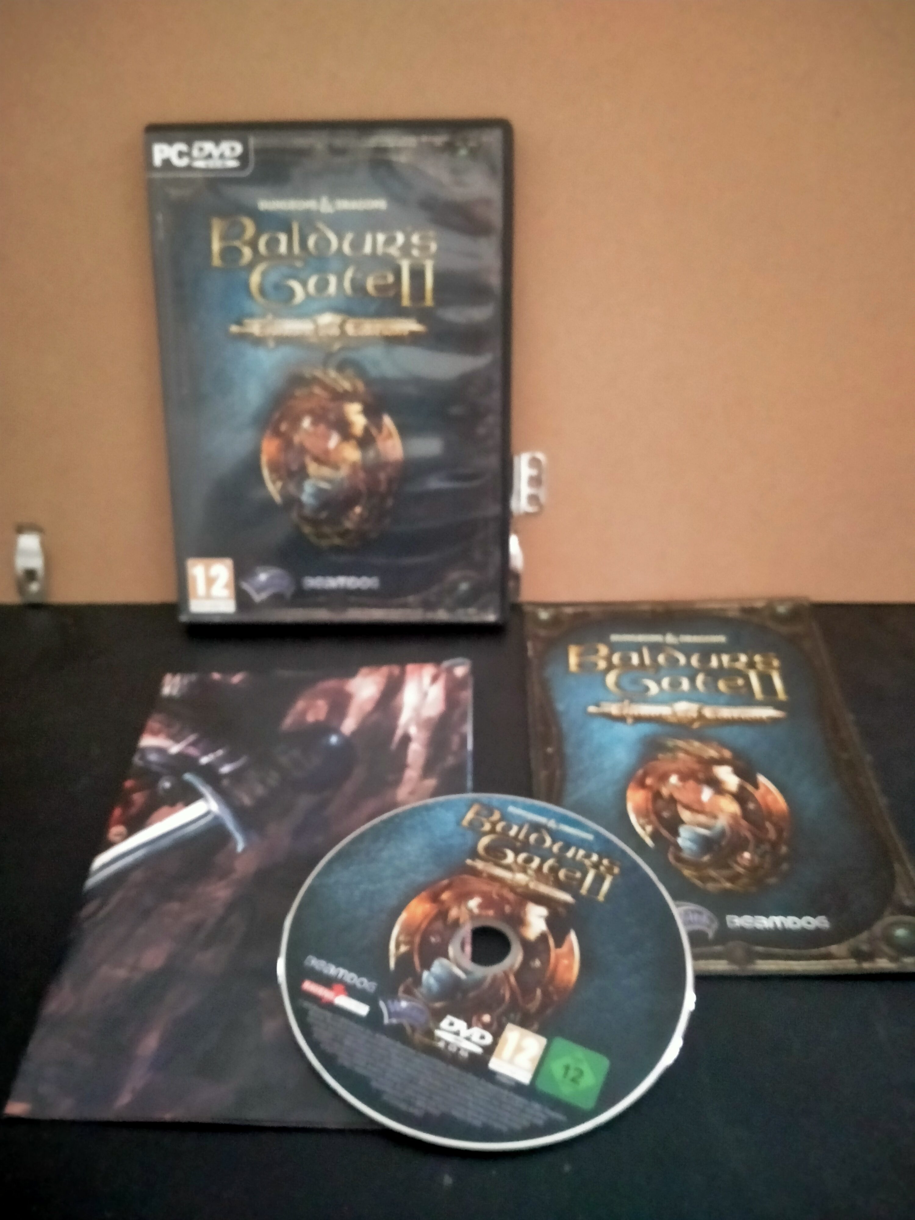 Edición física de Baldur's Gate II: Shadows of Amn