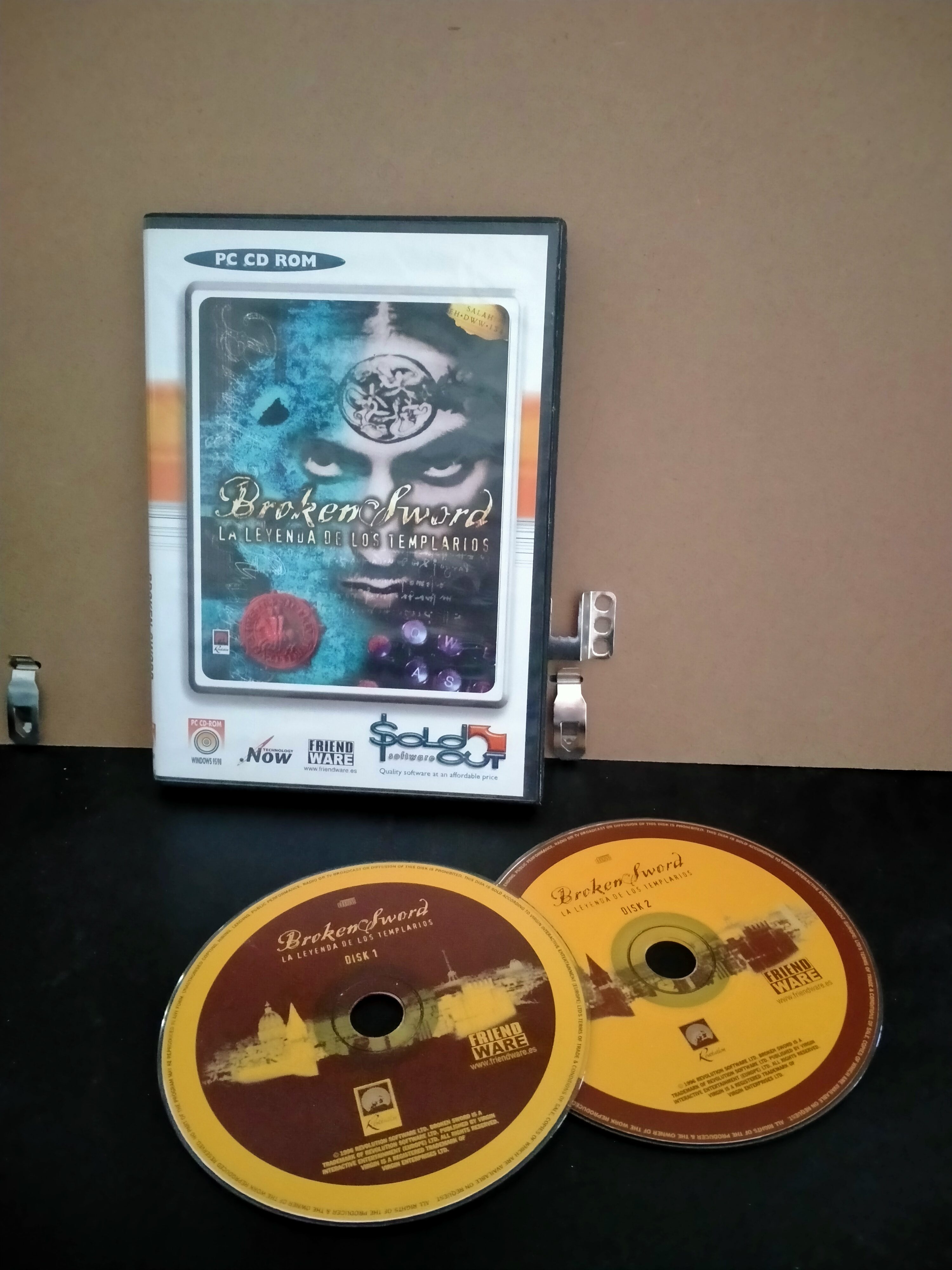 Edición física de Broken Sword: La Leyenda de los Templarios