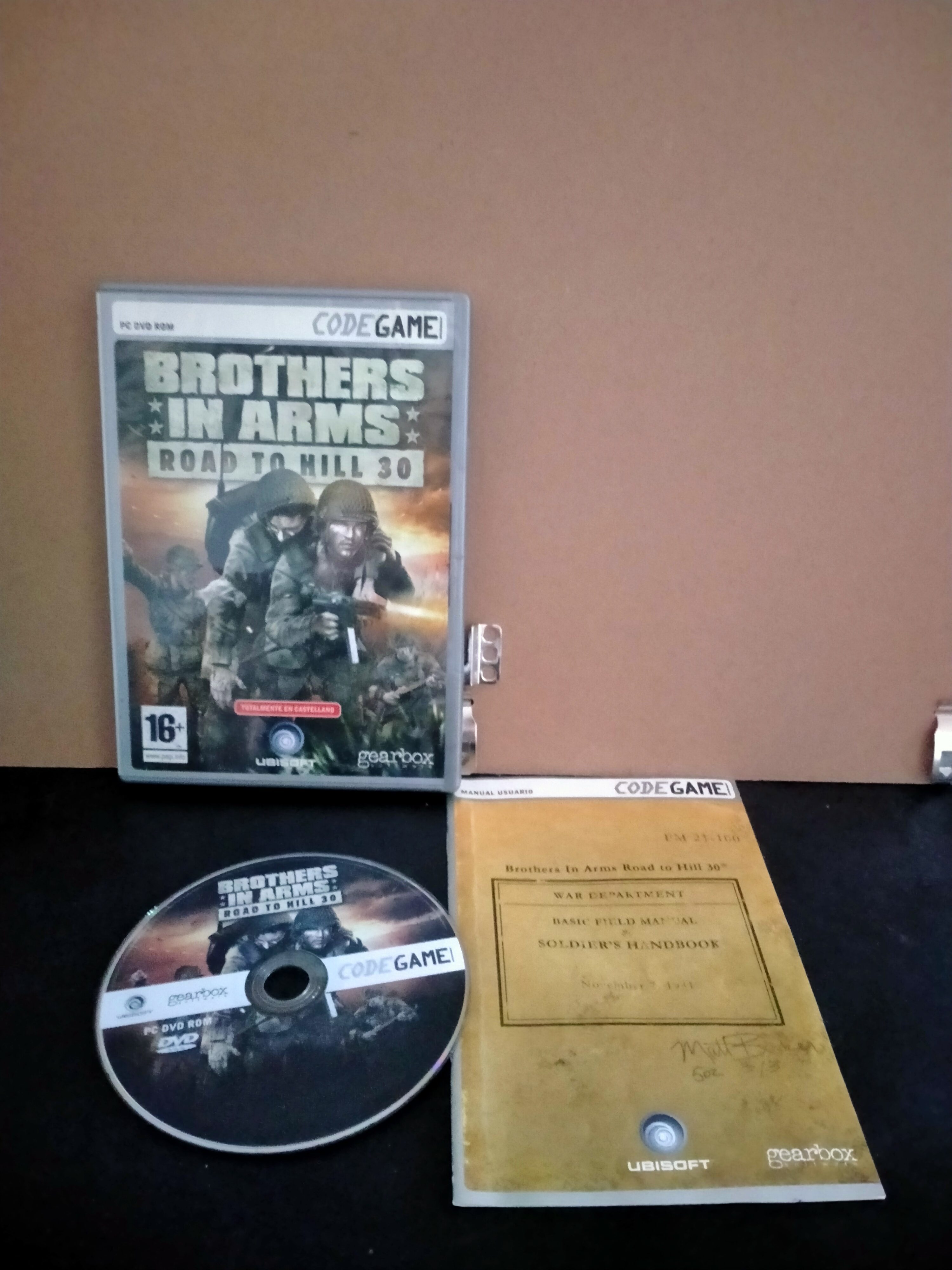 Edición física de Brothers in Arms: Road to Hill 30
