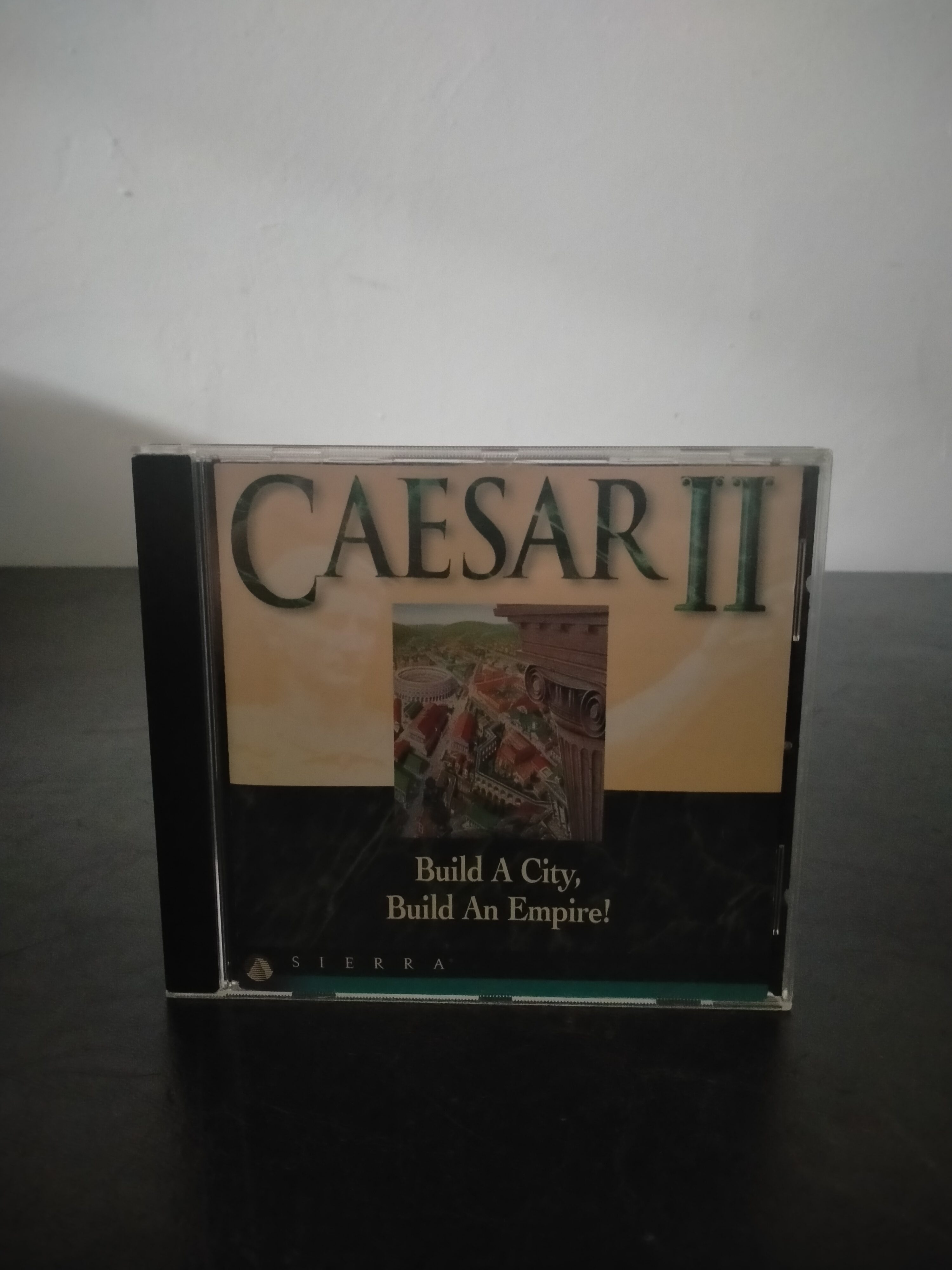Portada de Caesar II, formato Jewel Case, para MS-DOS, Win3.x, Windows 95