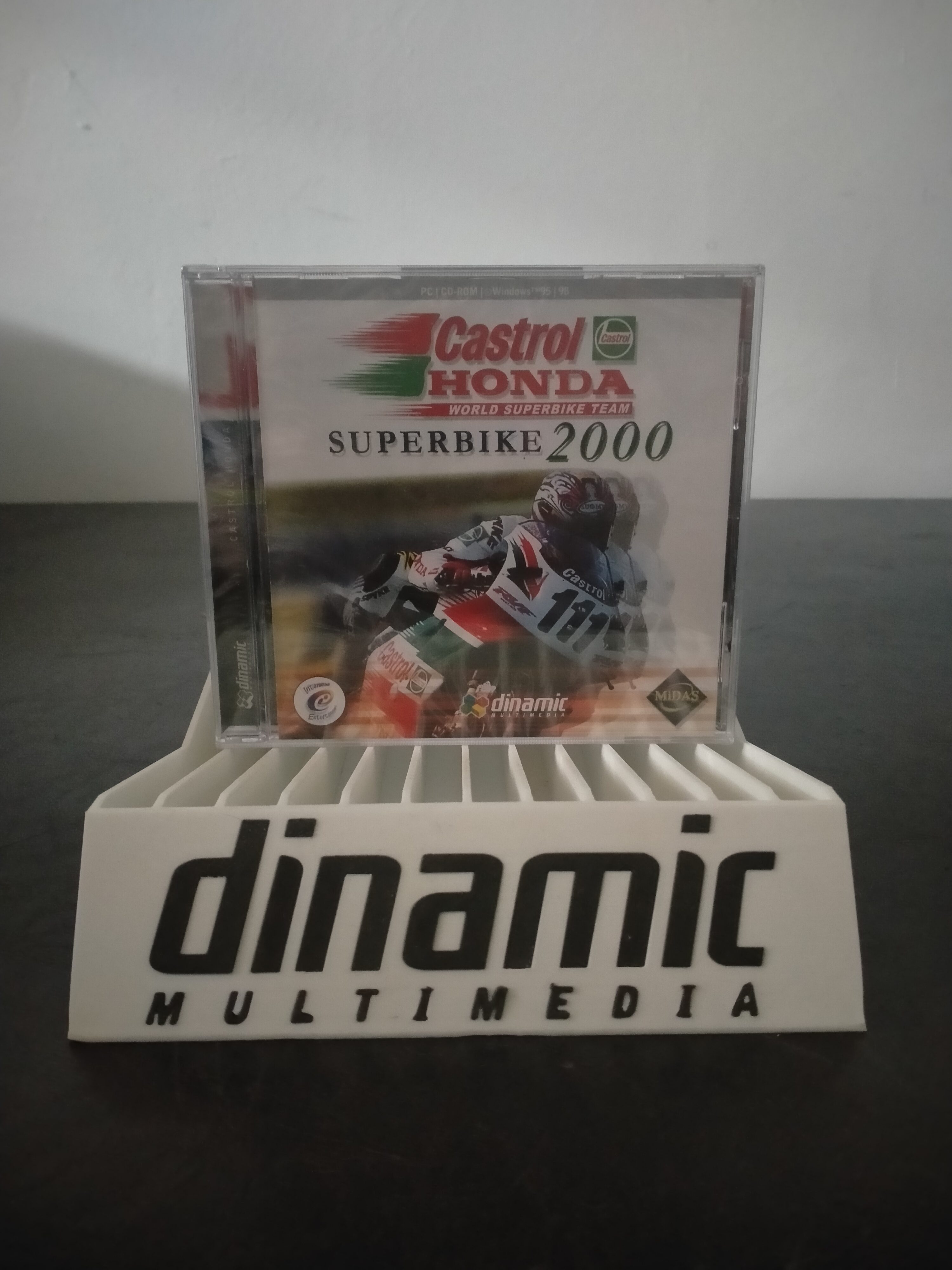 Portada de Castrol Honda World Superbike Team: Superbike 2000, formato Jewel Case, para Windows 95, Windows 98
