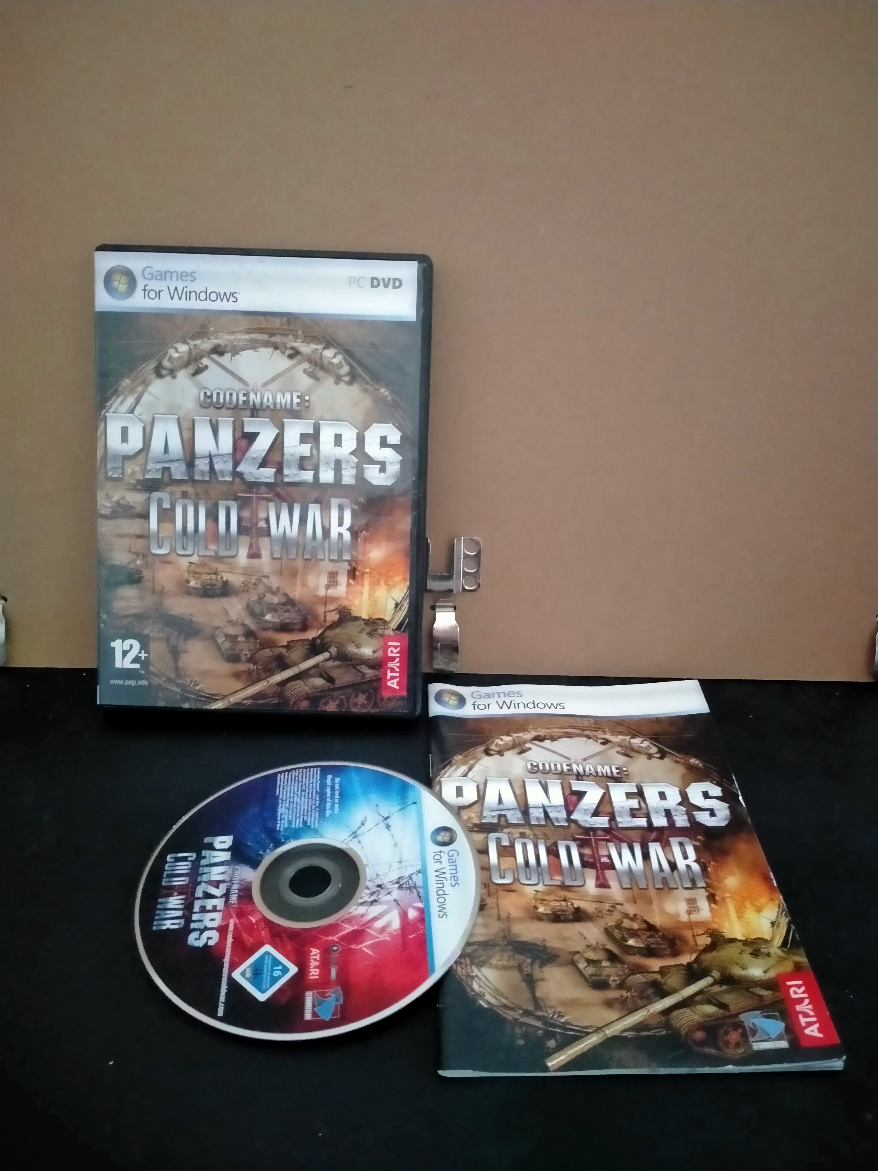 Edición física de Codegame: Panzers. Cold War