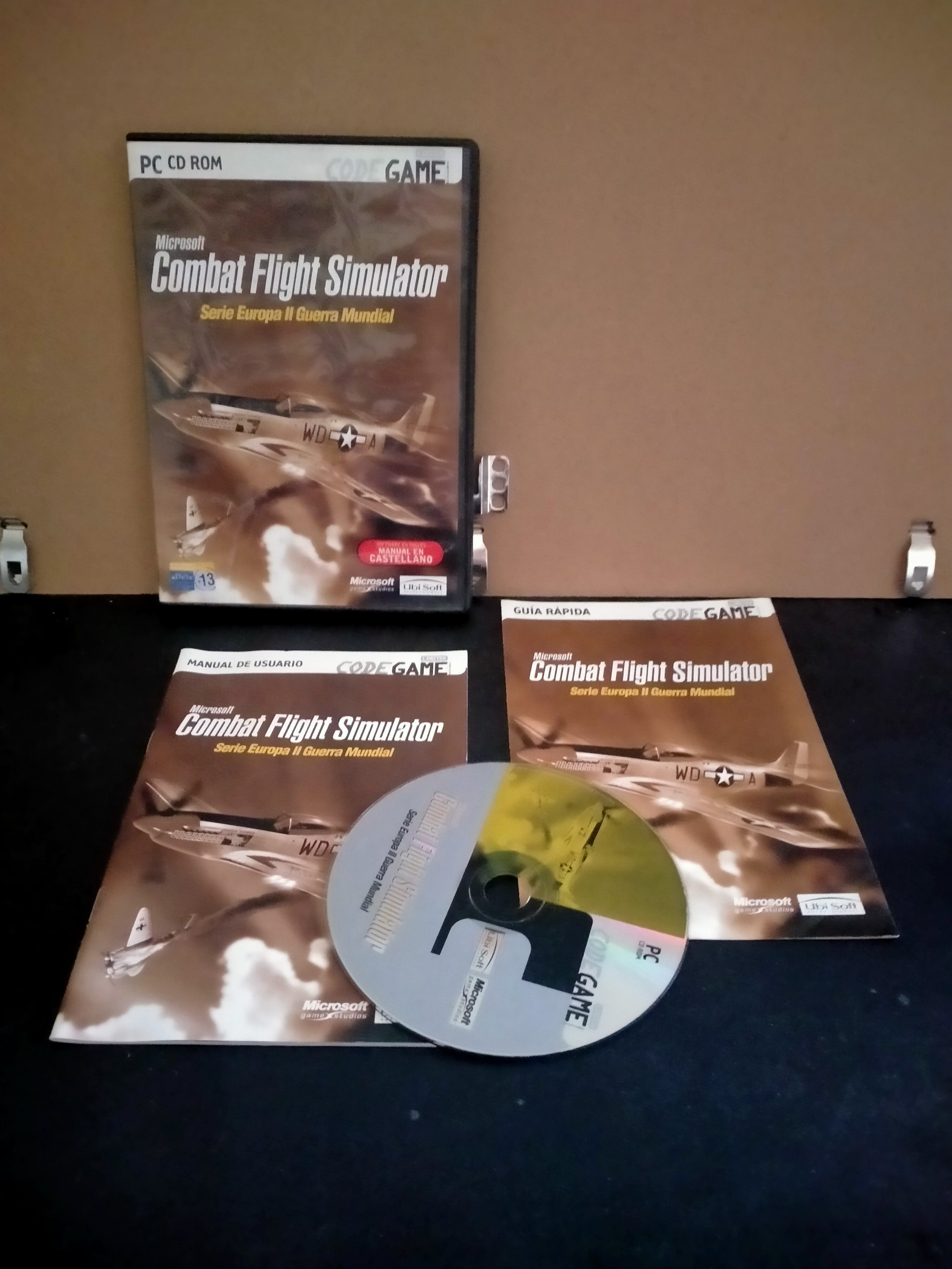 Edición física de Combat Flight Simulator: Serie Europa II Guerra Mundial