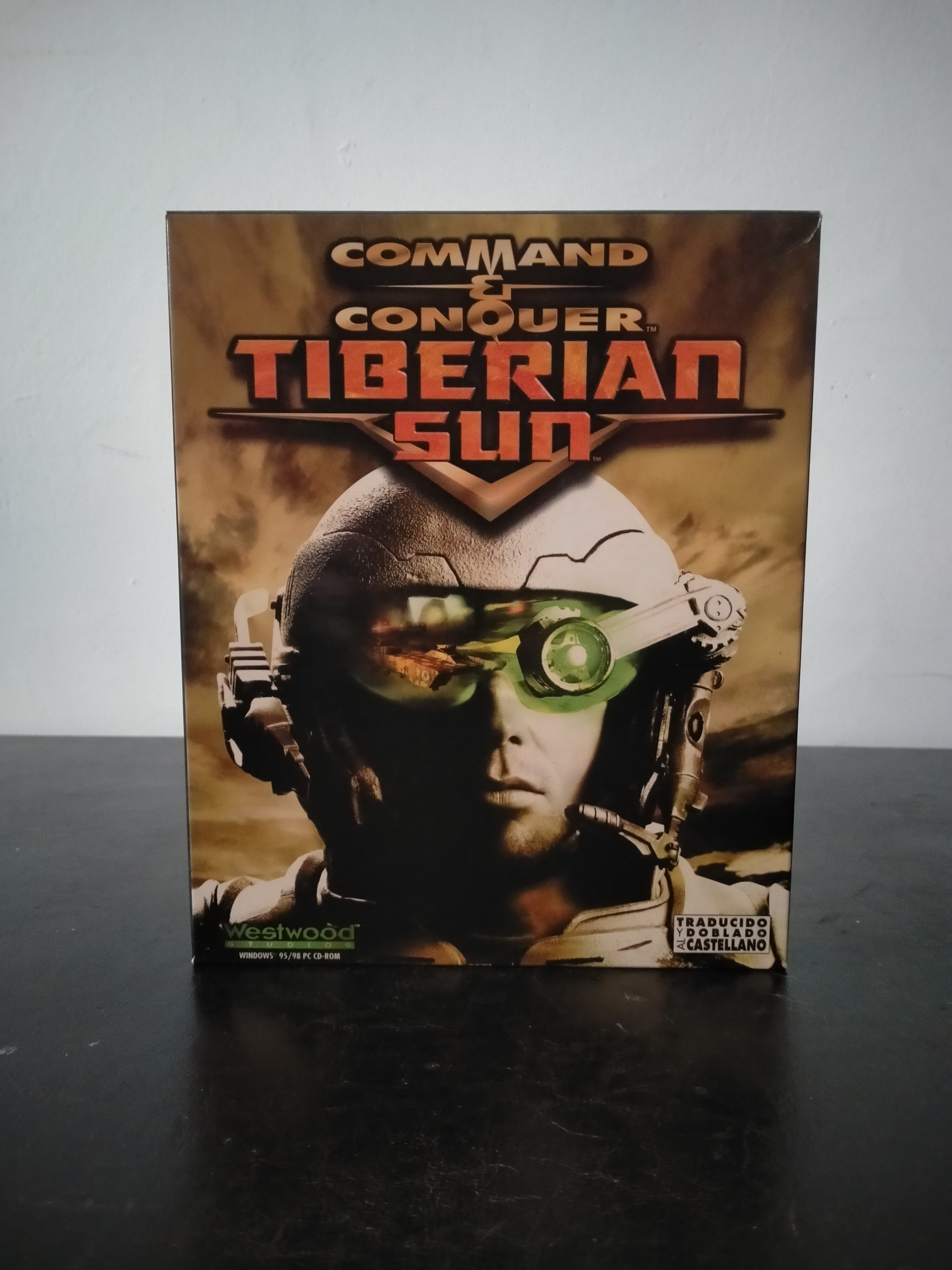 Edición física de Command & Conquer: Tiberian Sun