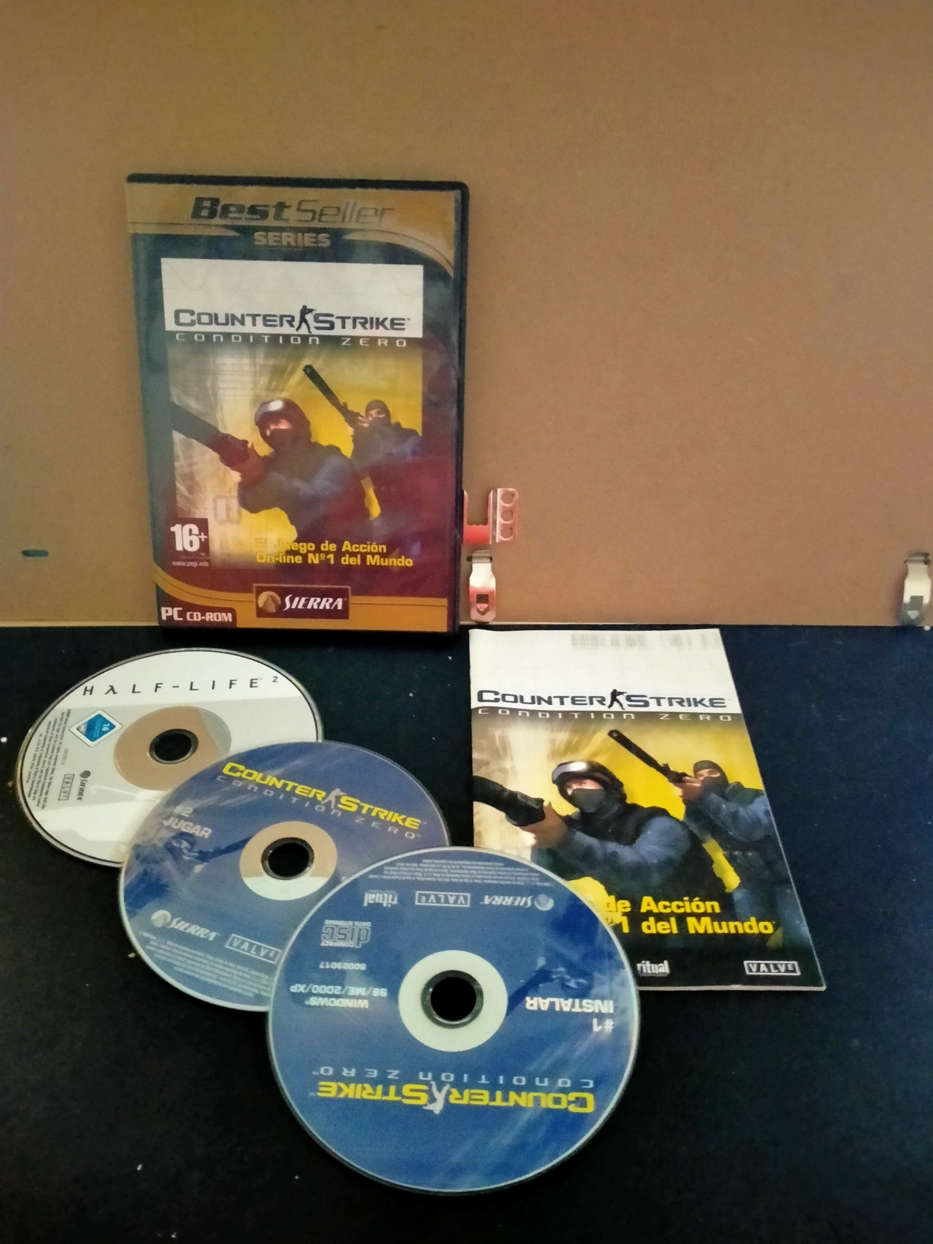Edición física de Counter Strike. Condition Zero