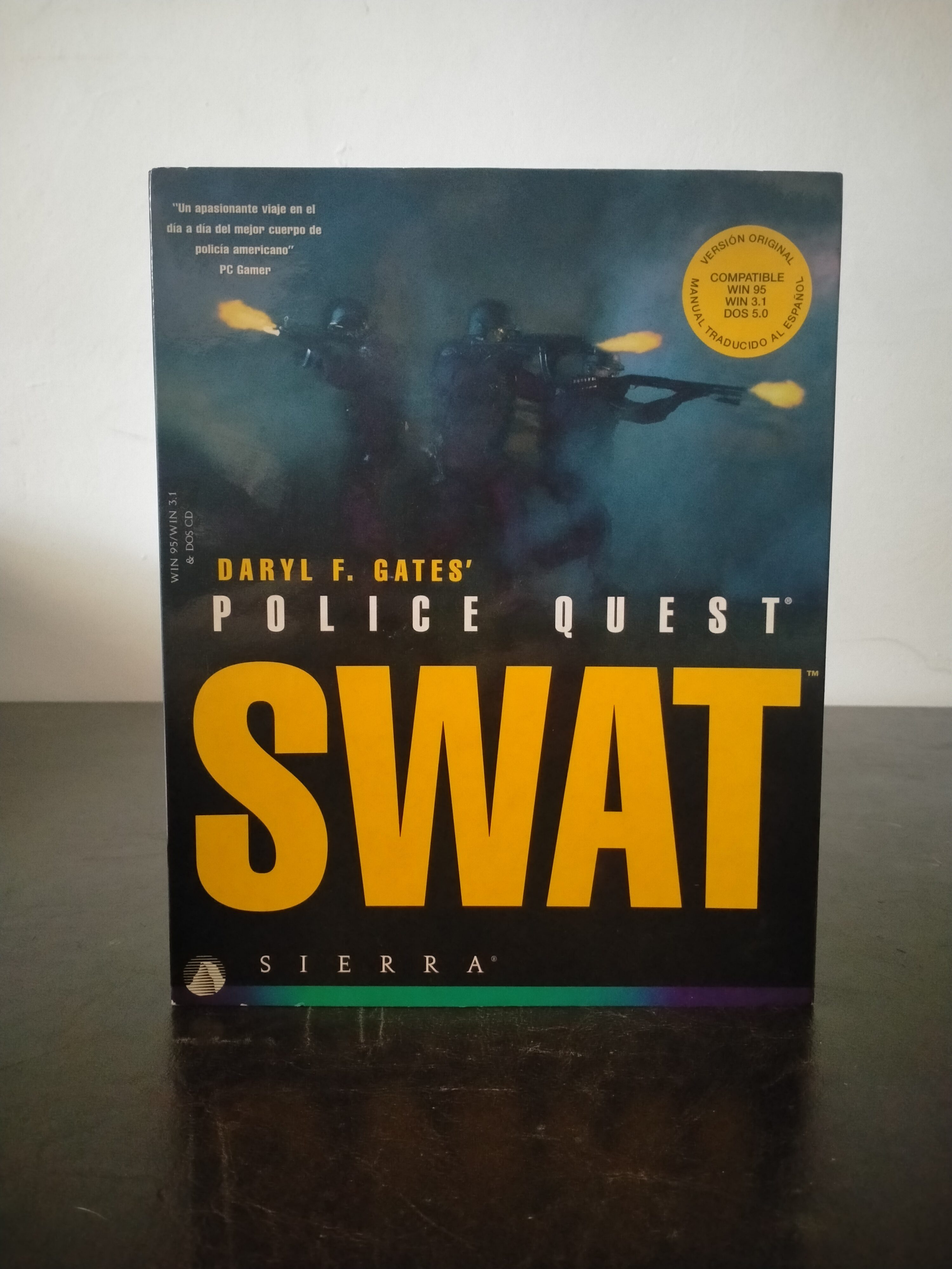 Edición física de Daryl F. Gates' Police Quest: SWAT