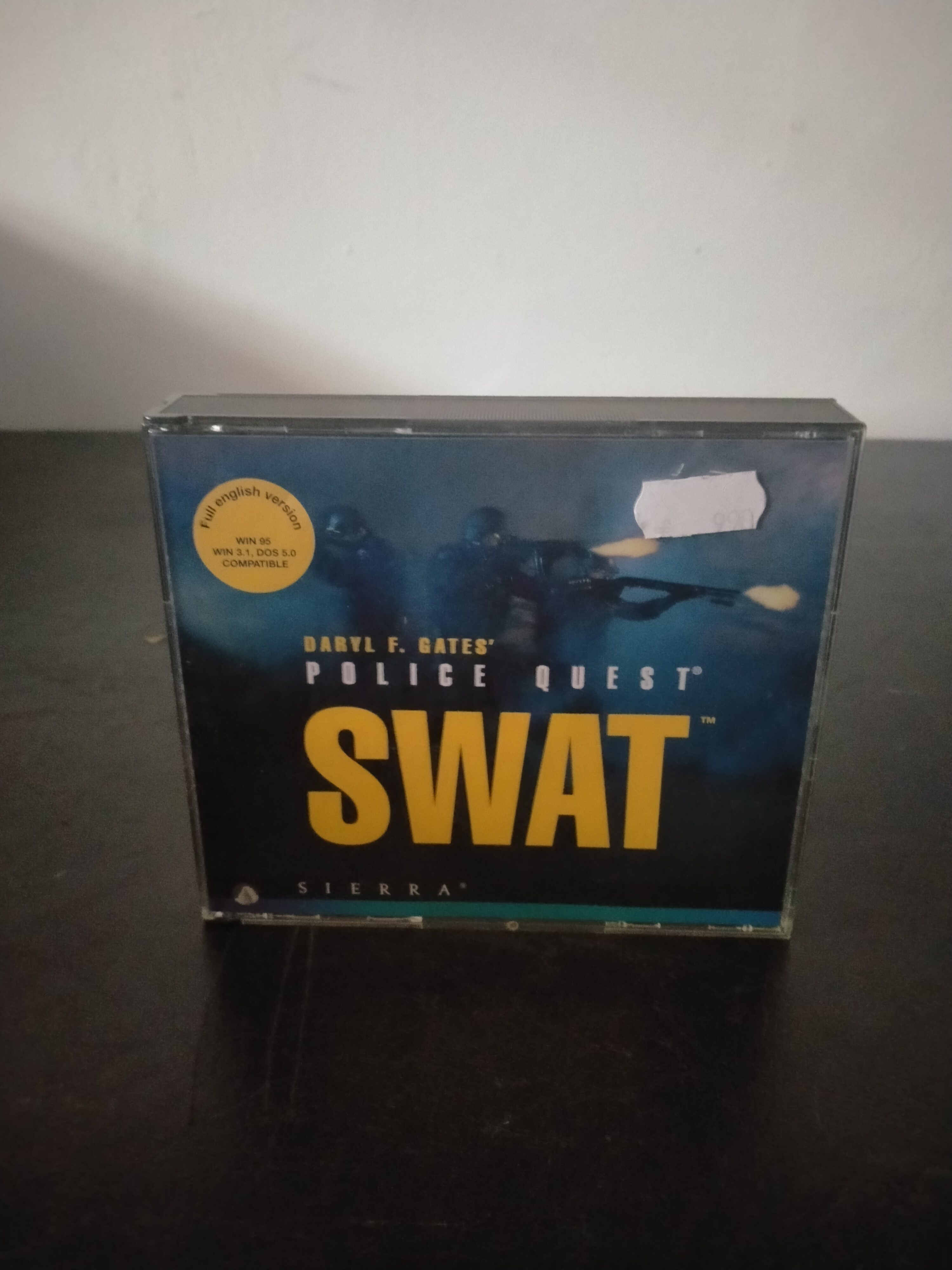 Portada de Daryl F. Gates' Police Quest: SWAT, formato Jewel Case, para MS-DOS, Win3.x, Windows 95