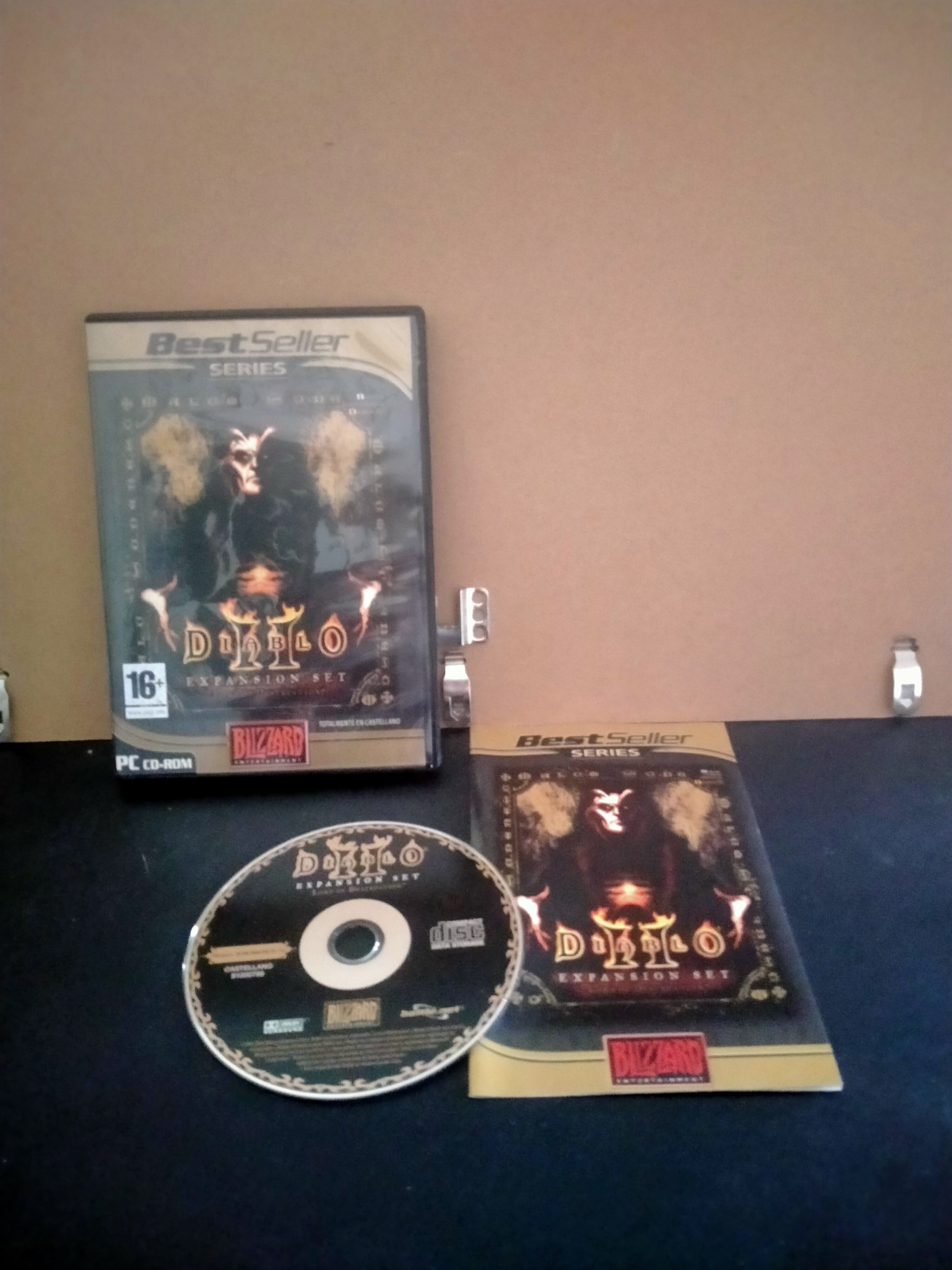 Edición física de Diablo II. Expansion set