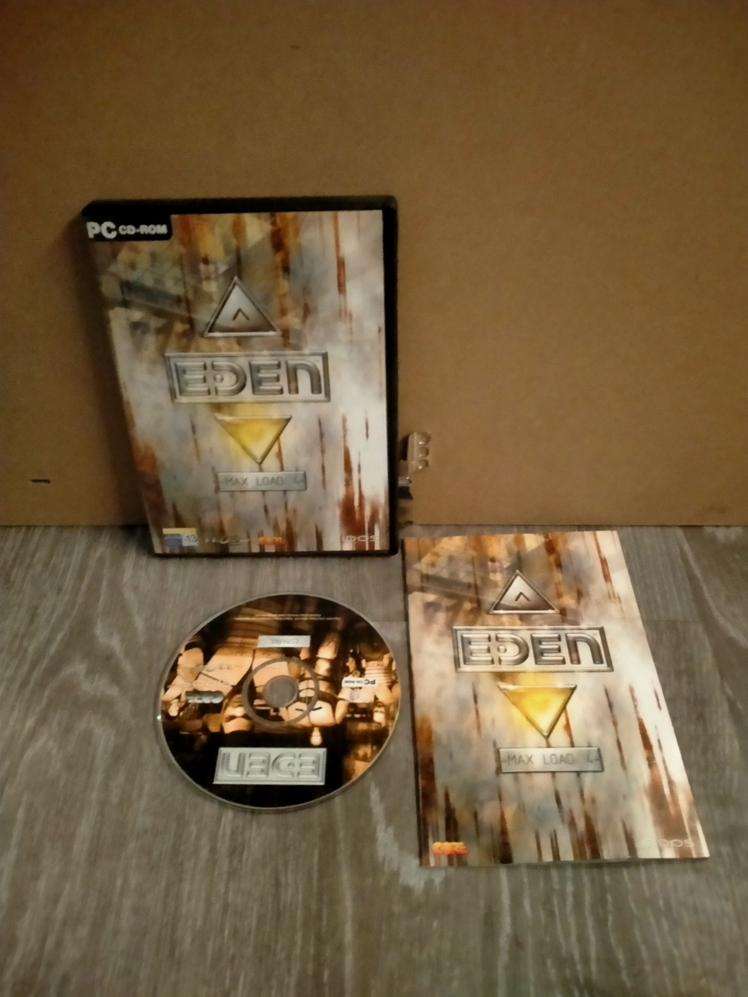 Edición física de Eden