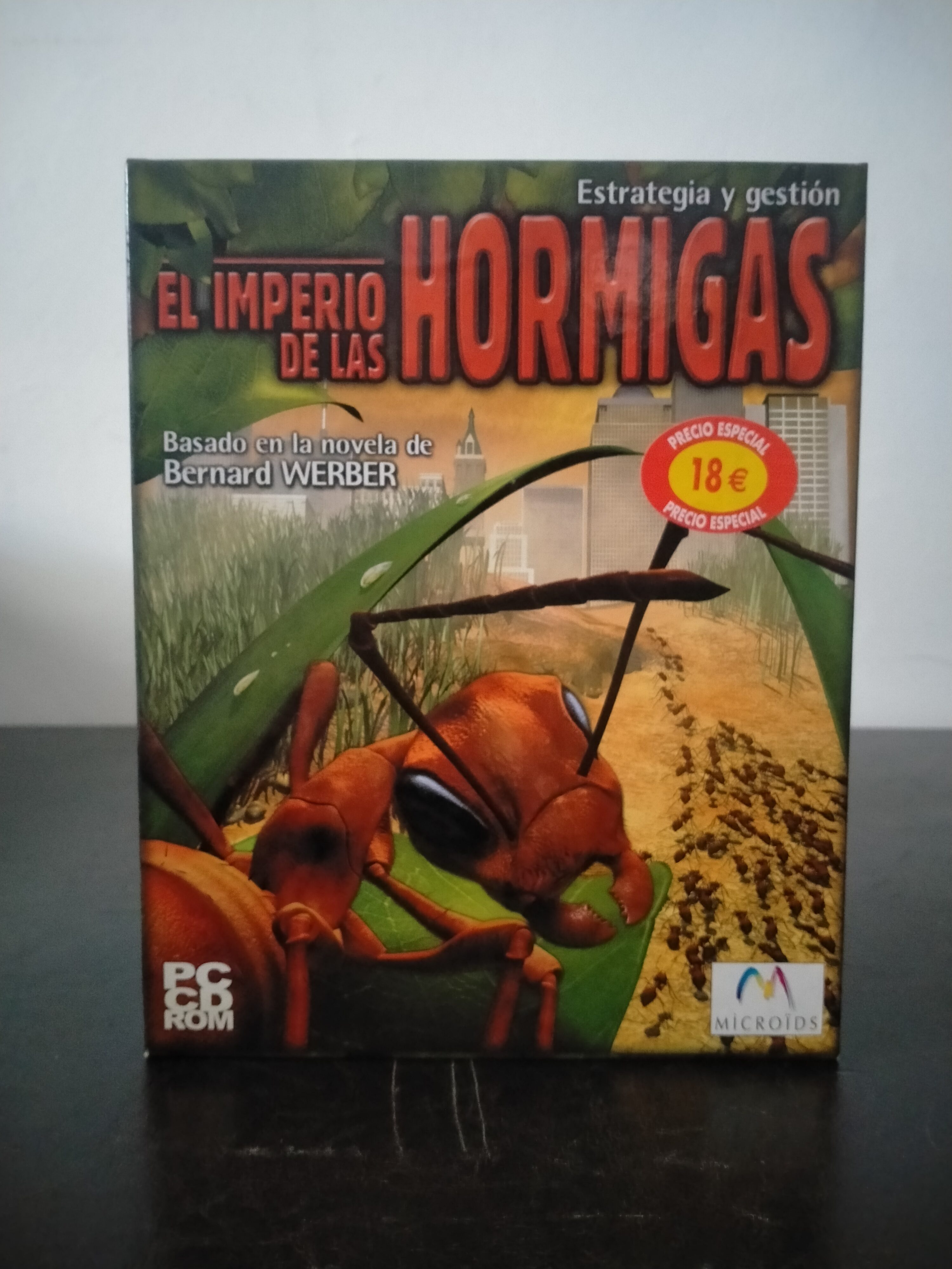 Portada de El Imperio de las Hormigas, formato Big Box, para Windows 95, Windows 98