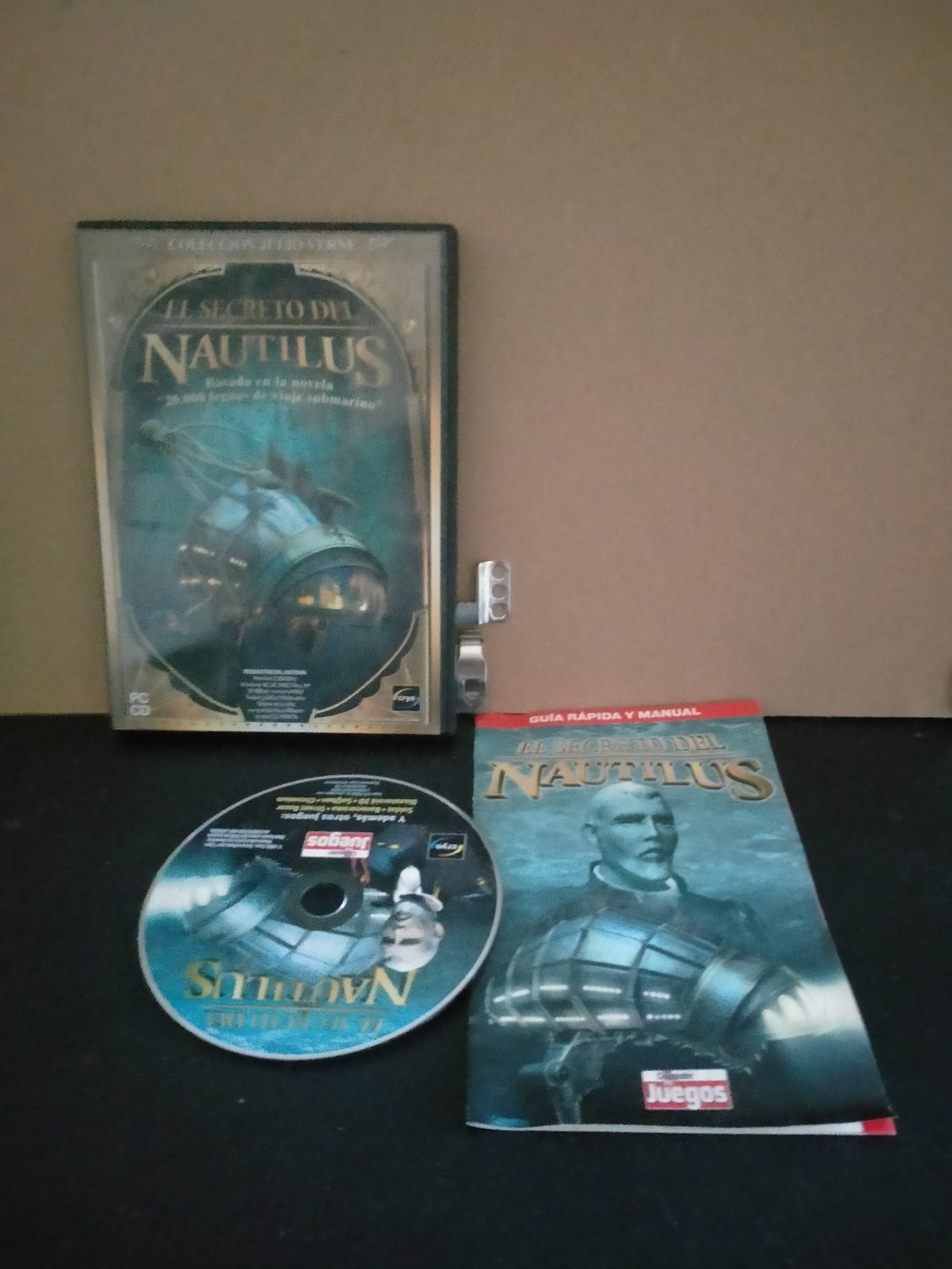 Edición física de El secreto del Nautilus