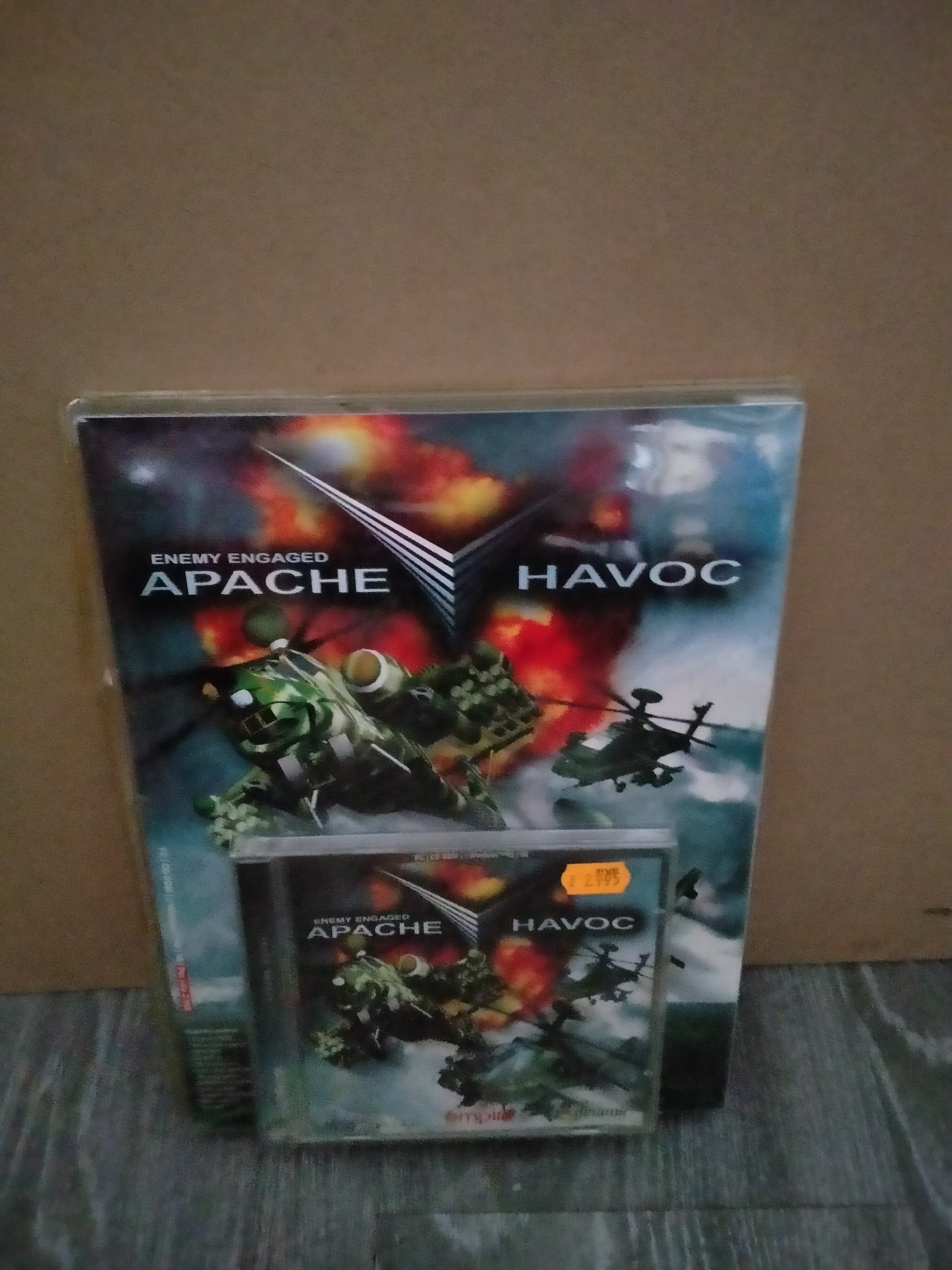 Portada de Enemy Engaged: Apache Havoc, formato Jewel Case, para Windows 98, Windows XP
