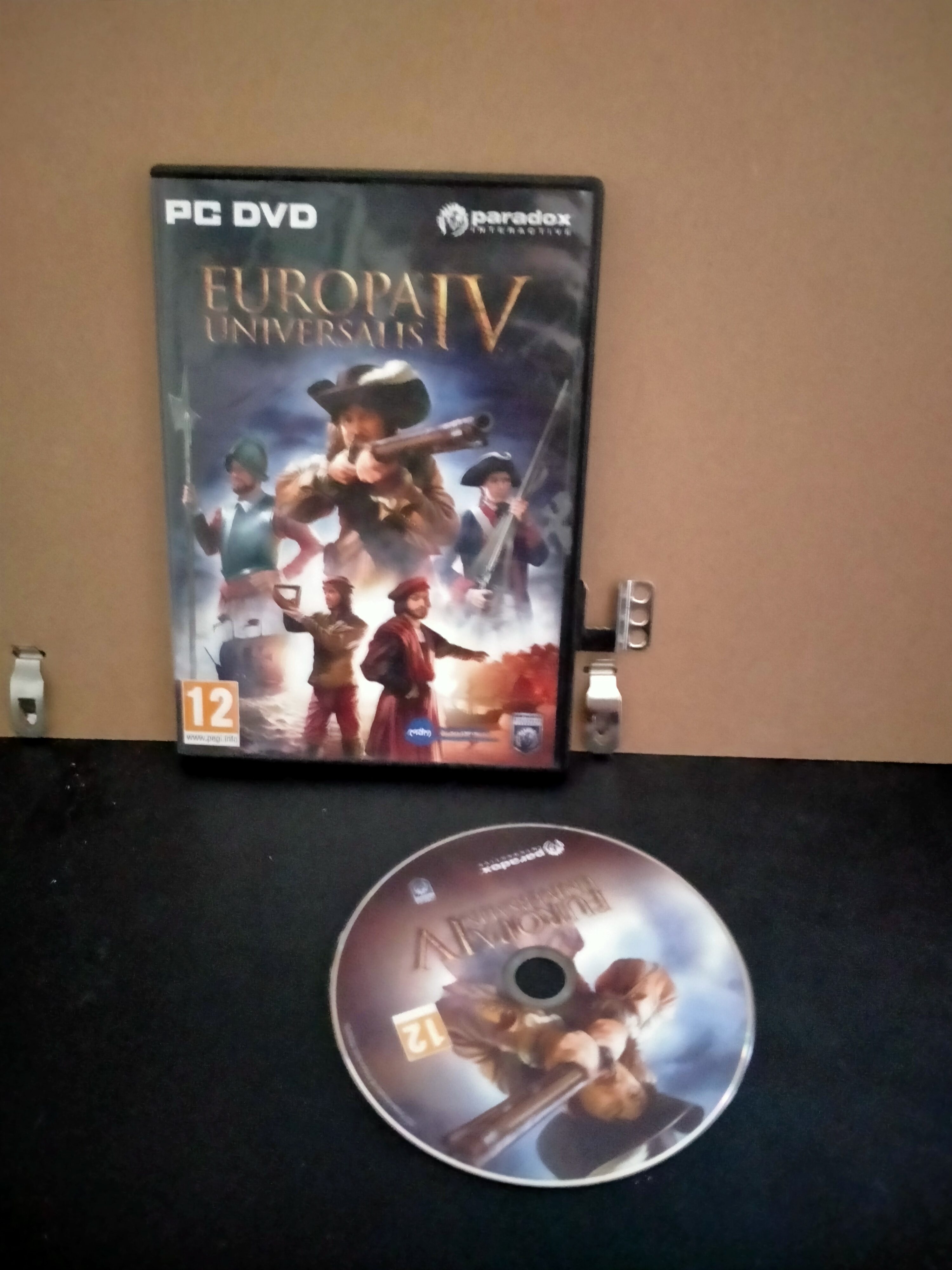 Edición física de Europa Universalis IV