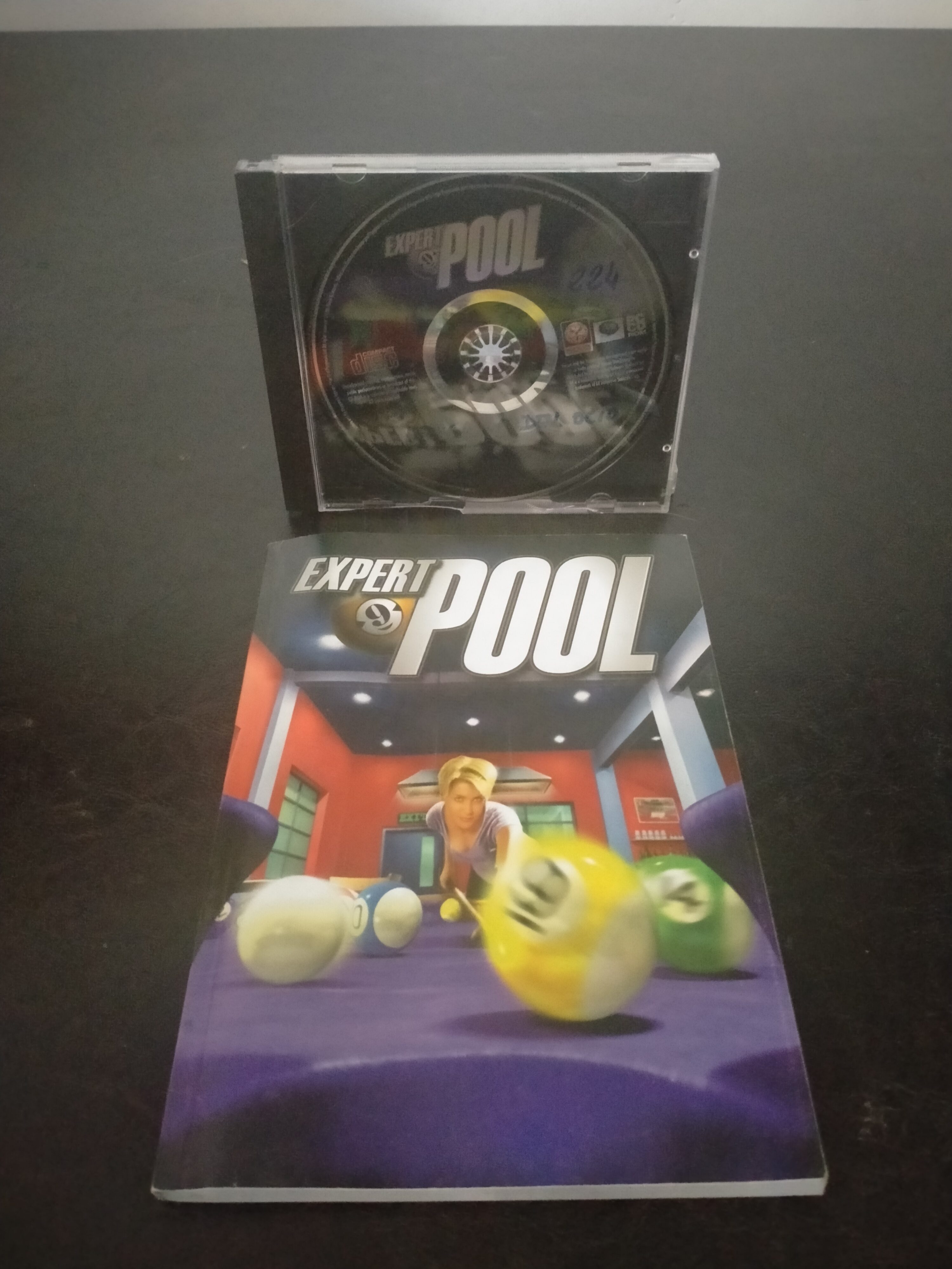 Portada de Expert Pool, formato Jewel Case, para Windows 95, Windows 98