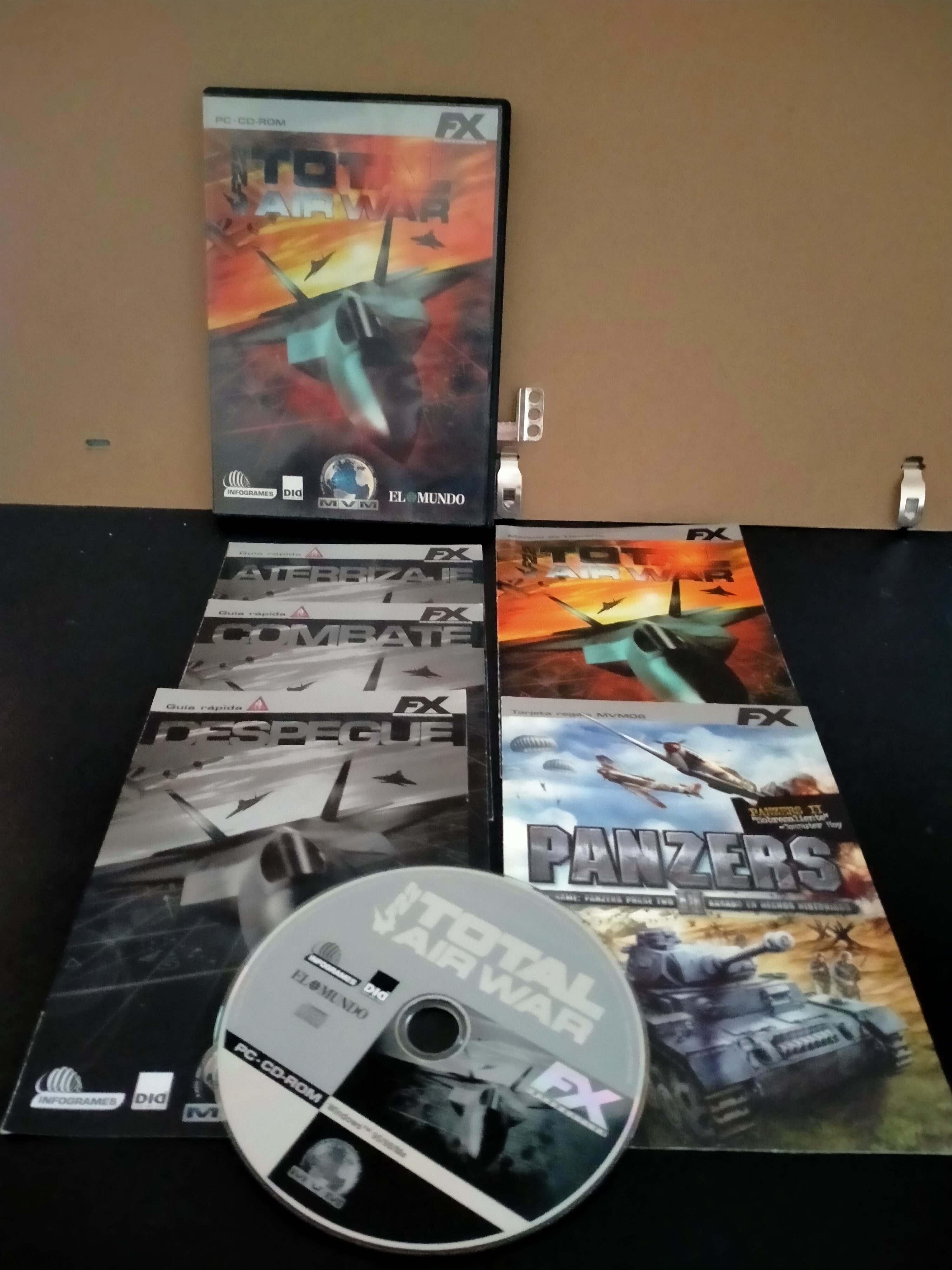 Edición física de F‑22 Total Air War