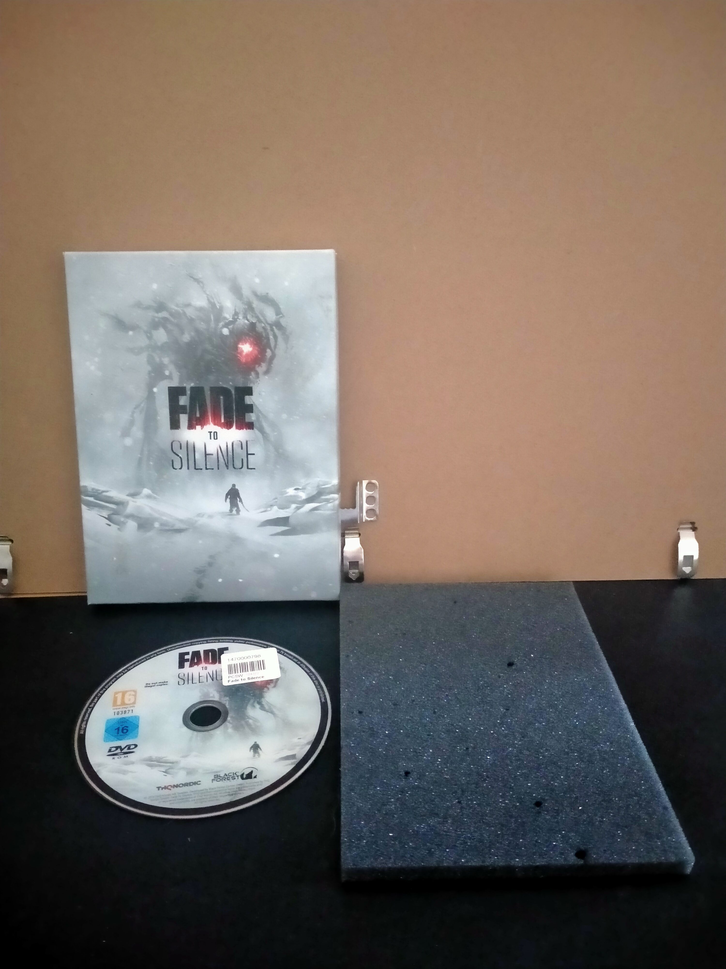 Edición física de Fade to Silence
