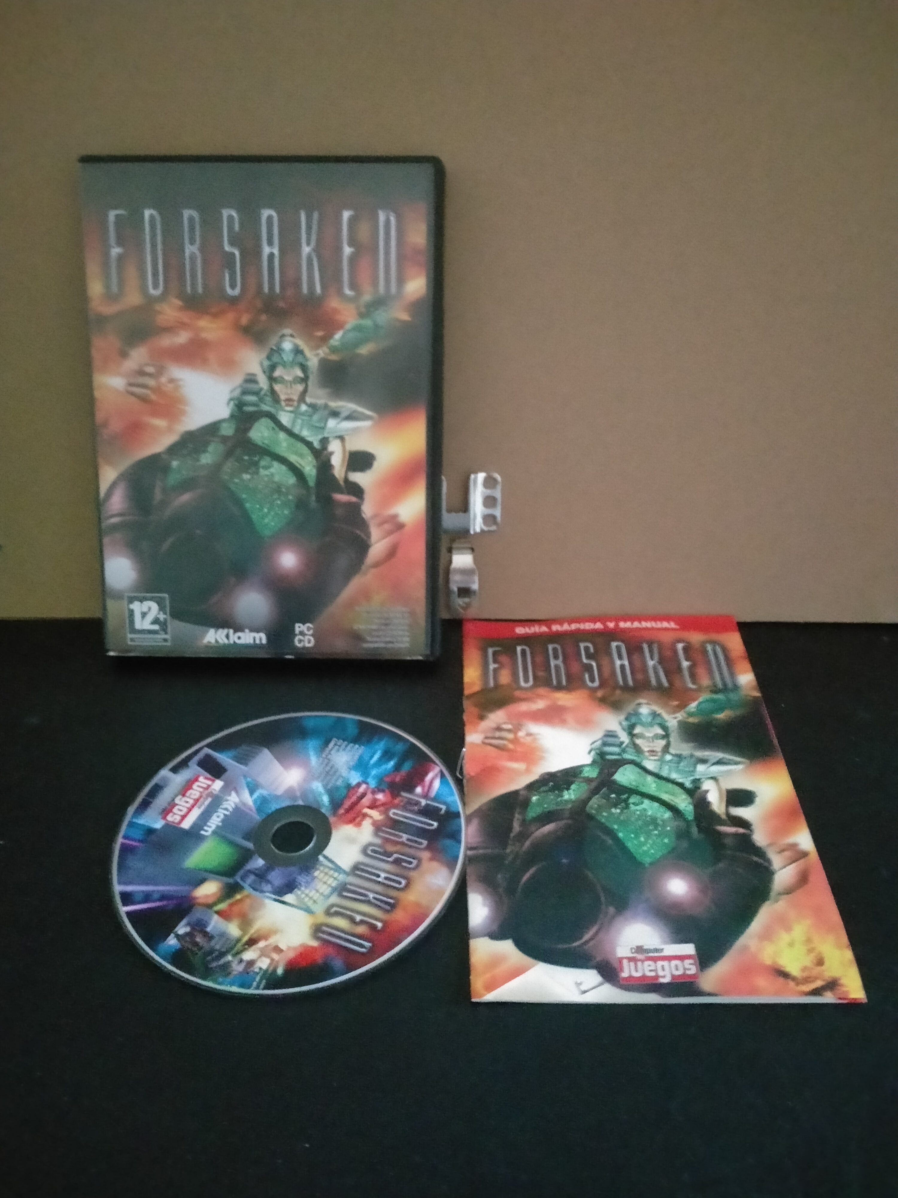 Edición física de Forsaken