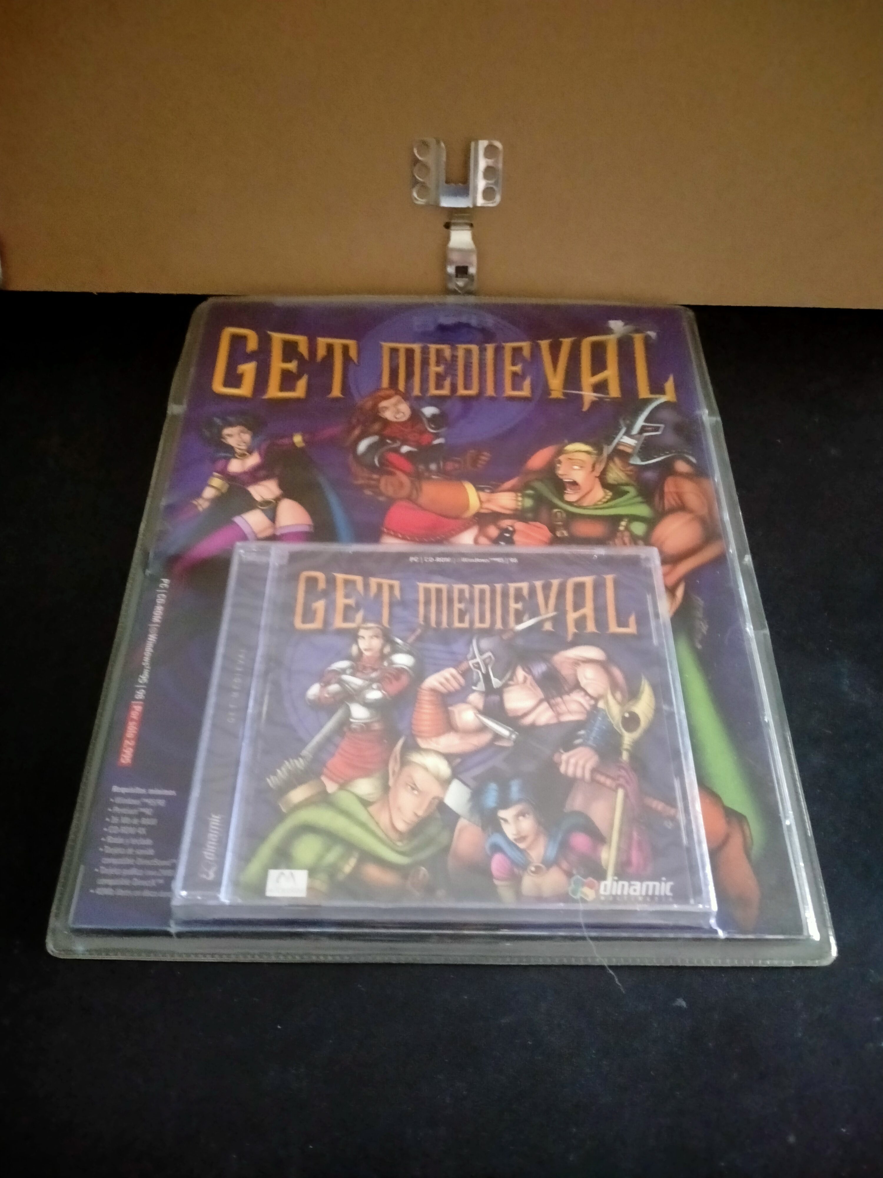 Portada de Get Medieval, formato Jewel Case, para Windows 95