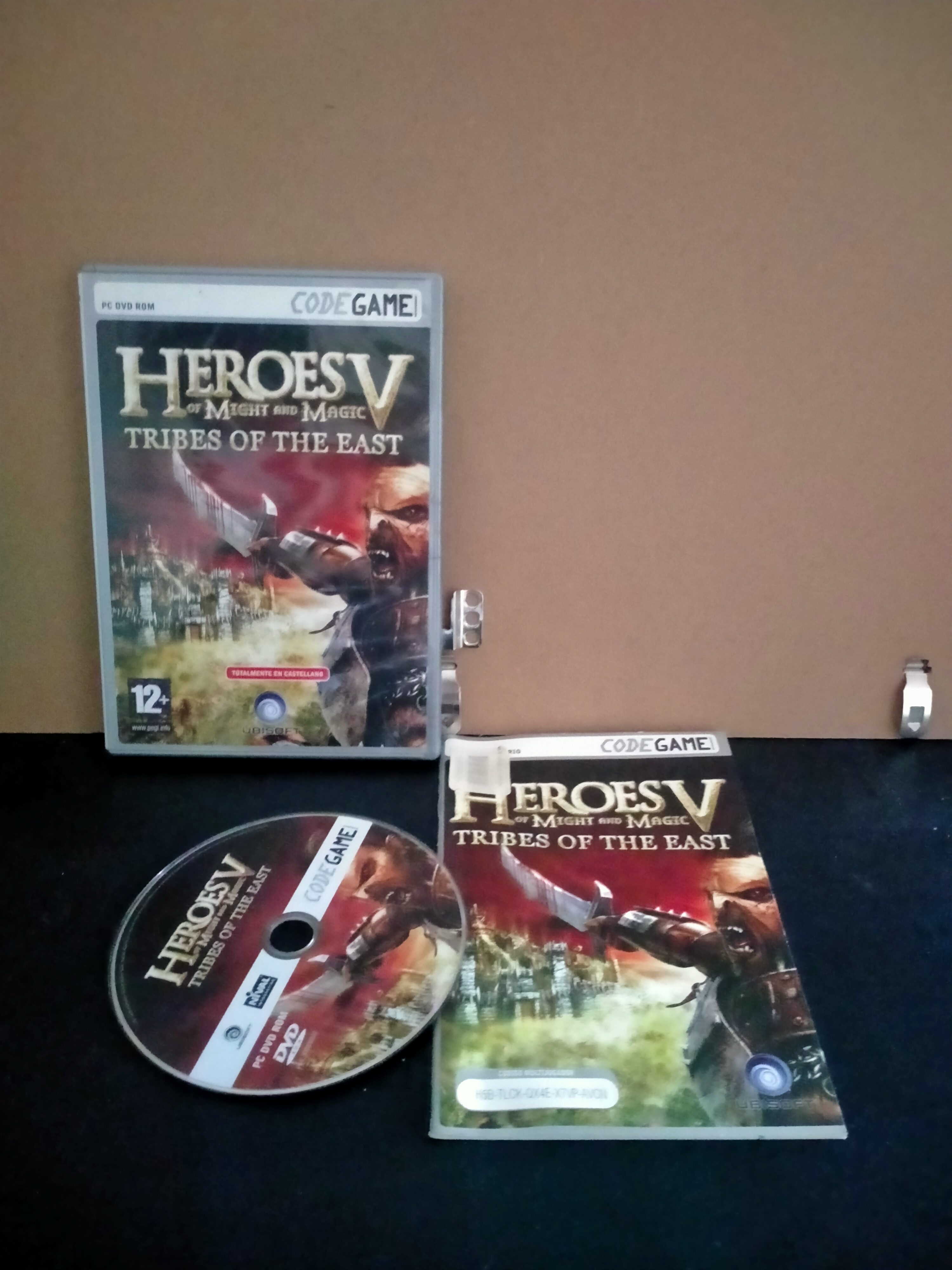 Edición física de Heroes of Might and Magic V: Tribes of the East