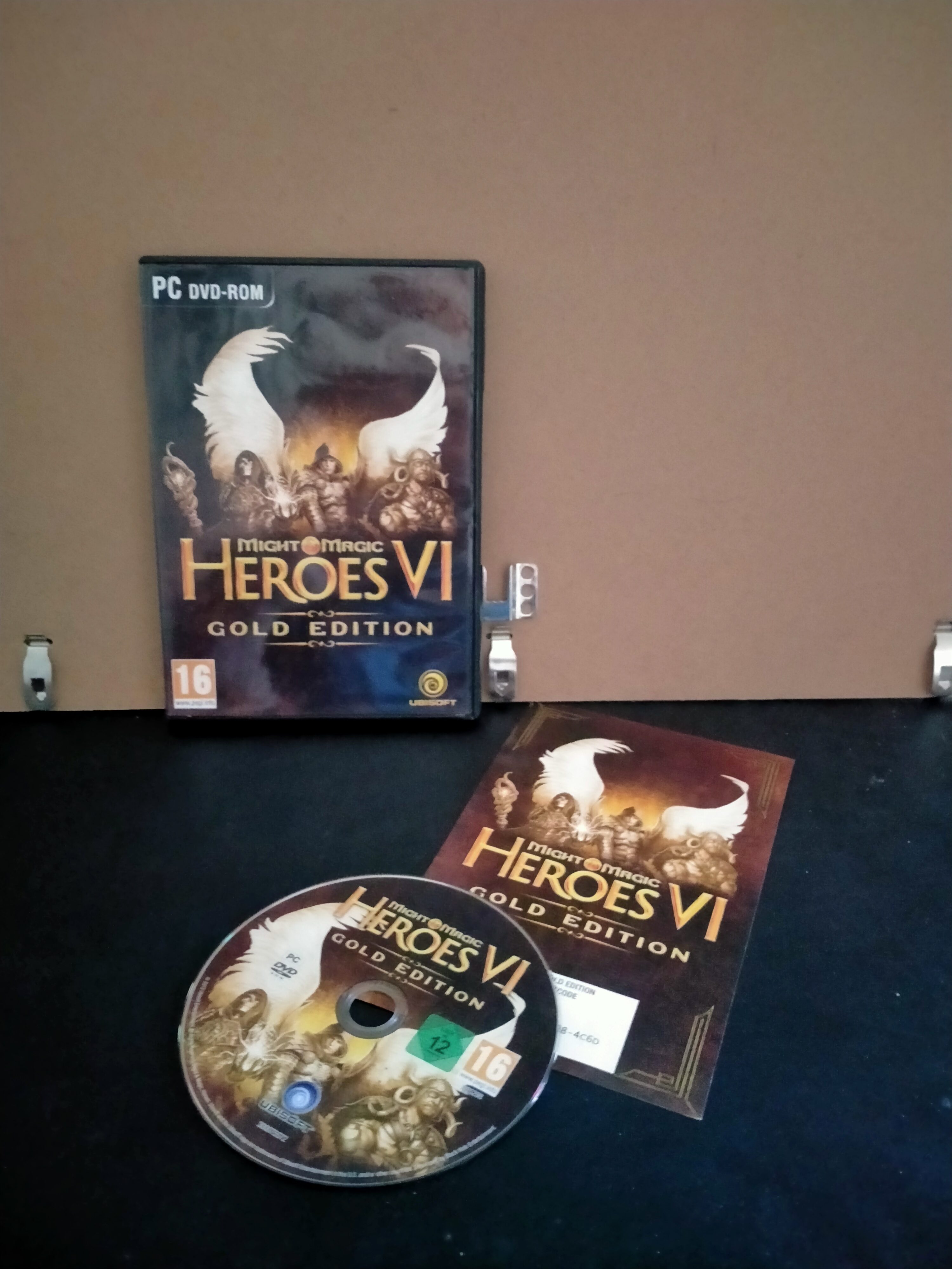 Edición física de Heroes of Might and Magic VI. Gold Edition