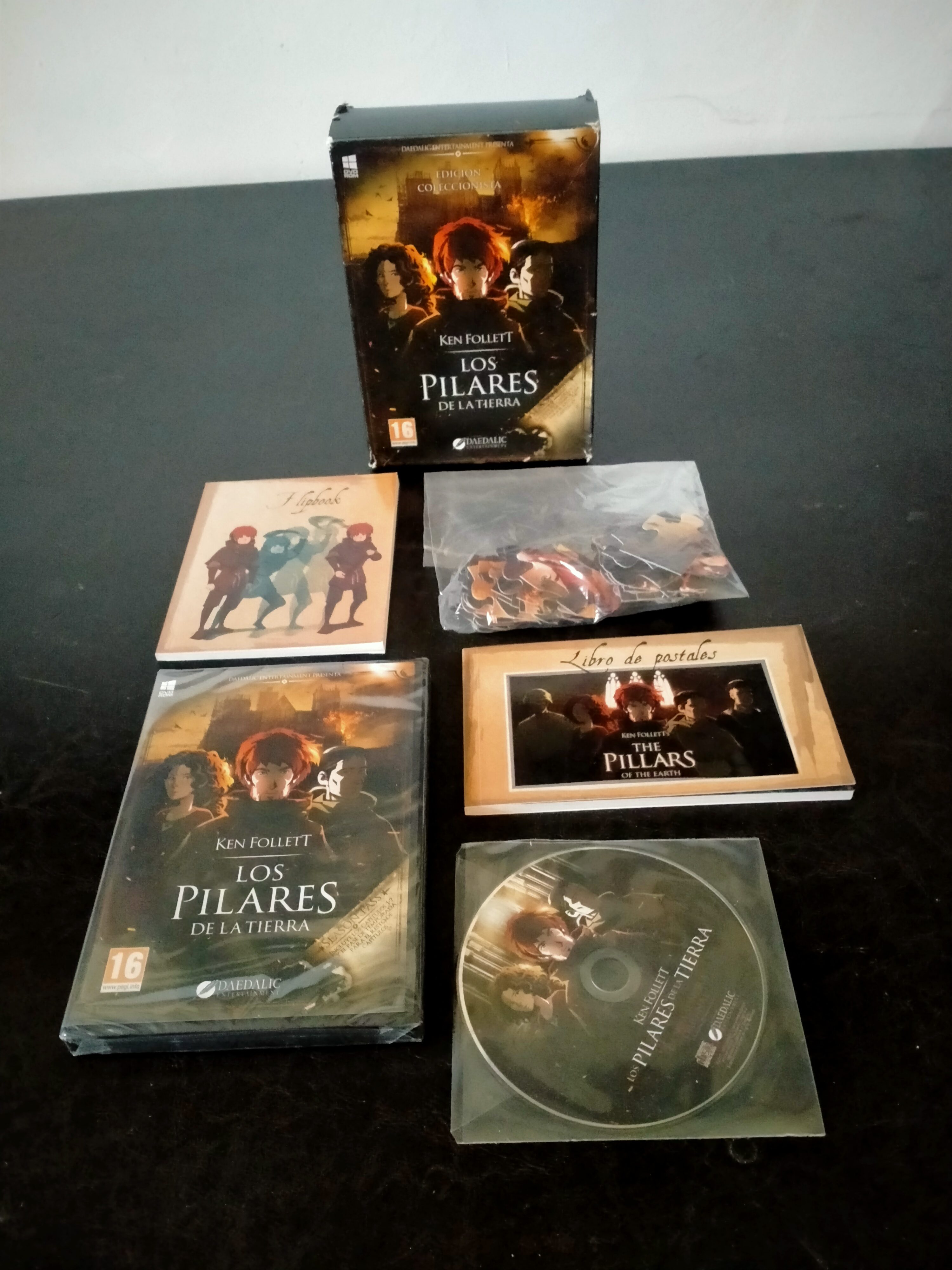 Edición física de Ken Follett: Los Pilares de la Tierra - Edición Coleccionista