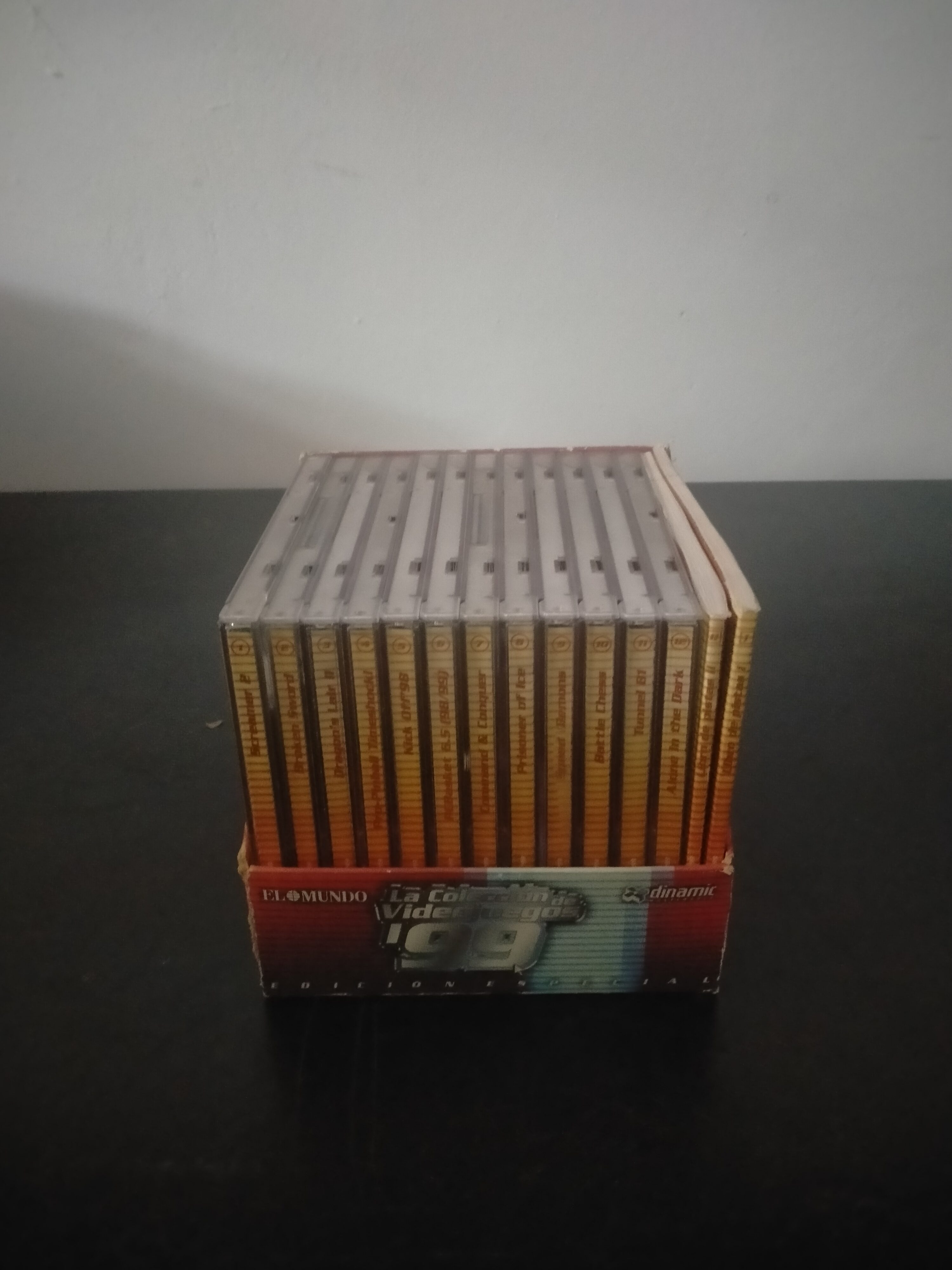 Portada de La Colección de Videojuegos '99, formato Jewel Case, para MS-DOS, Windows 95