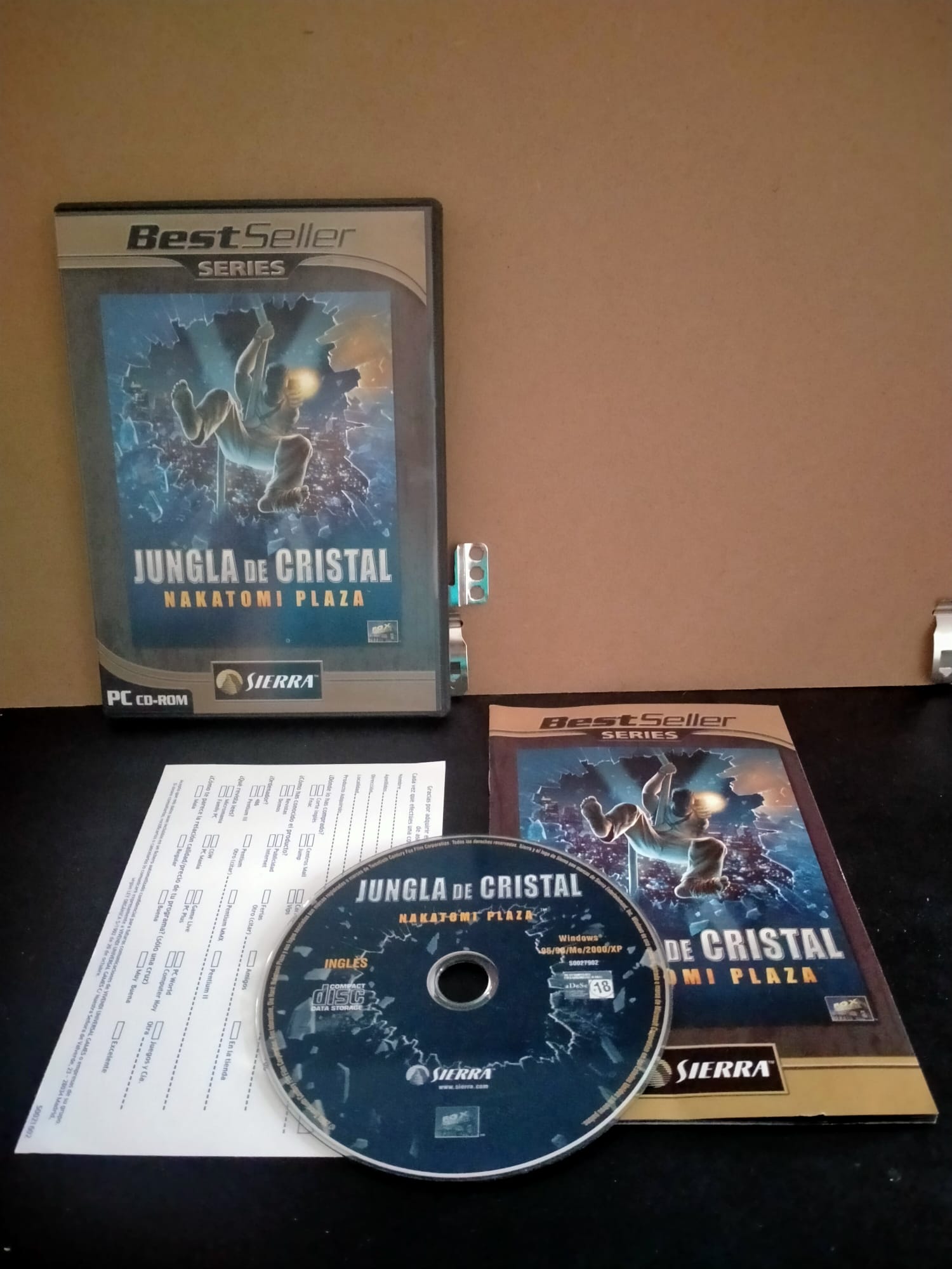 Edición física de La jungla de cristal: Nakatomi Plaza