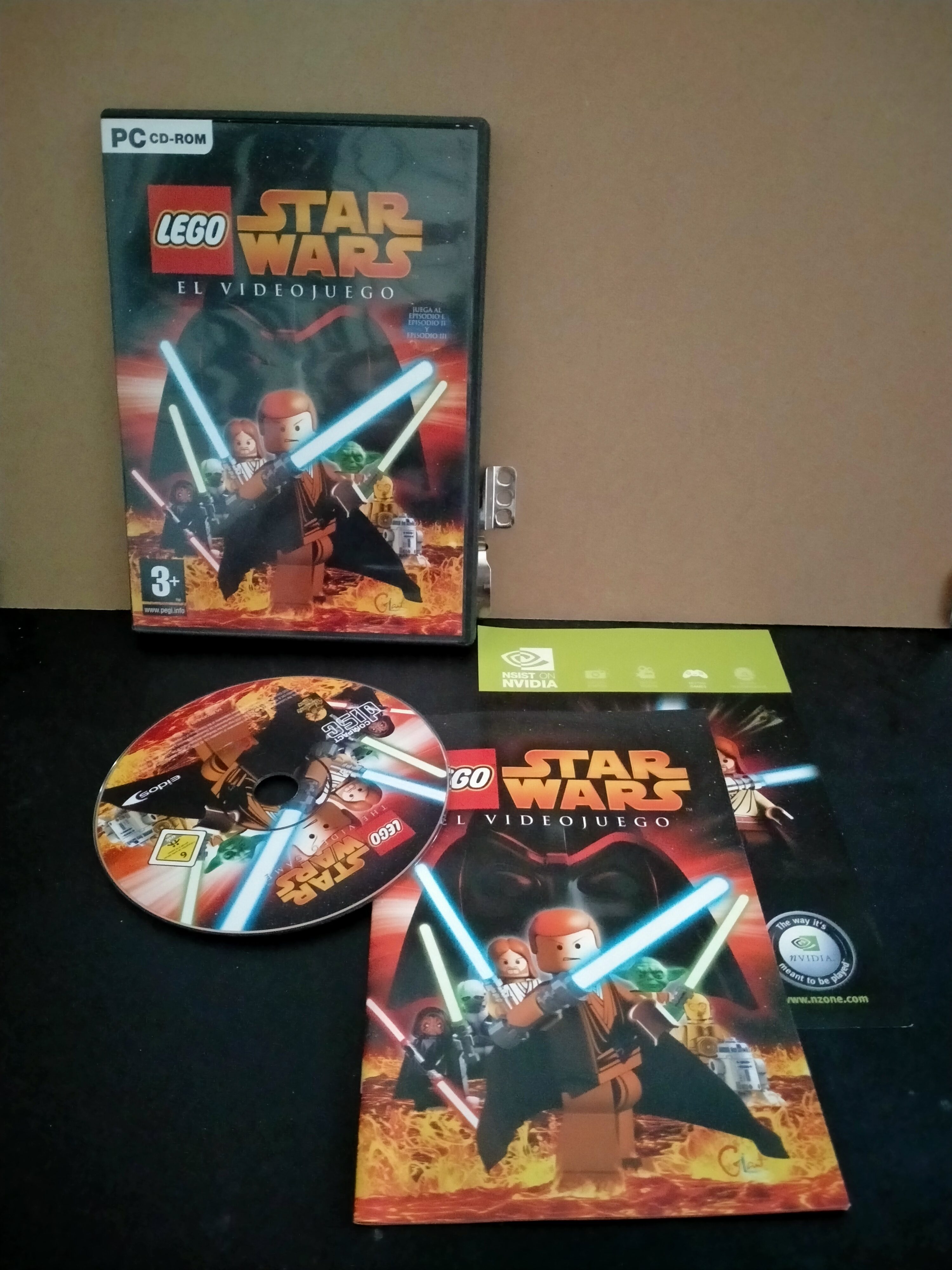Edición física de LEGO Star Wars: El Videojuego