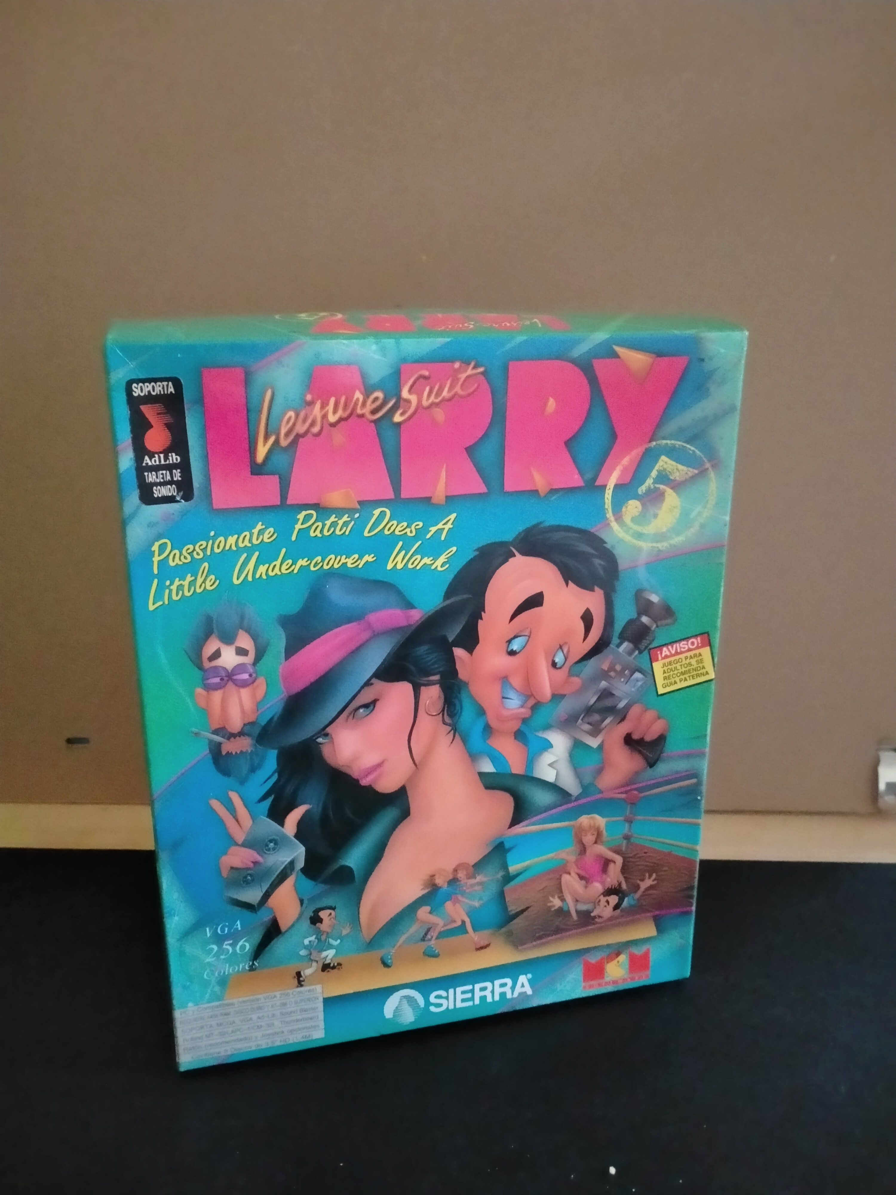 Edición física de Leisure Suit Larry 5: Passionate Patti Does a Little Undercover Work