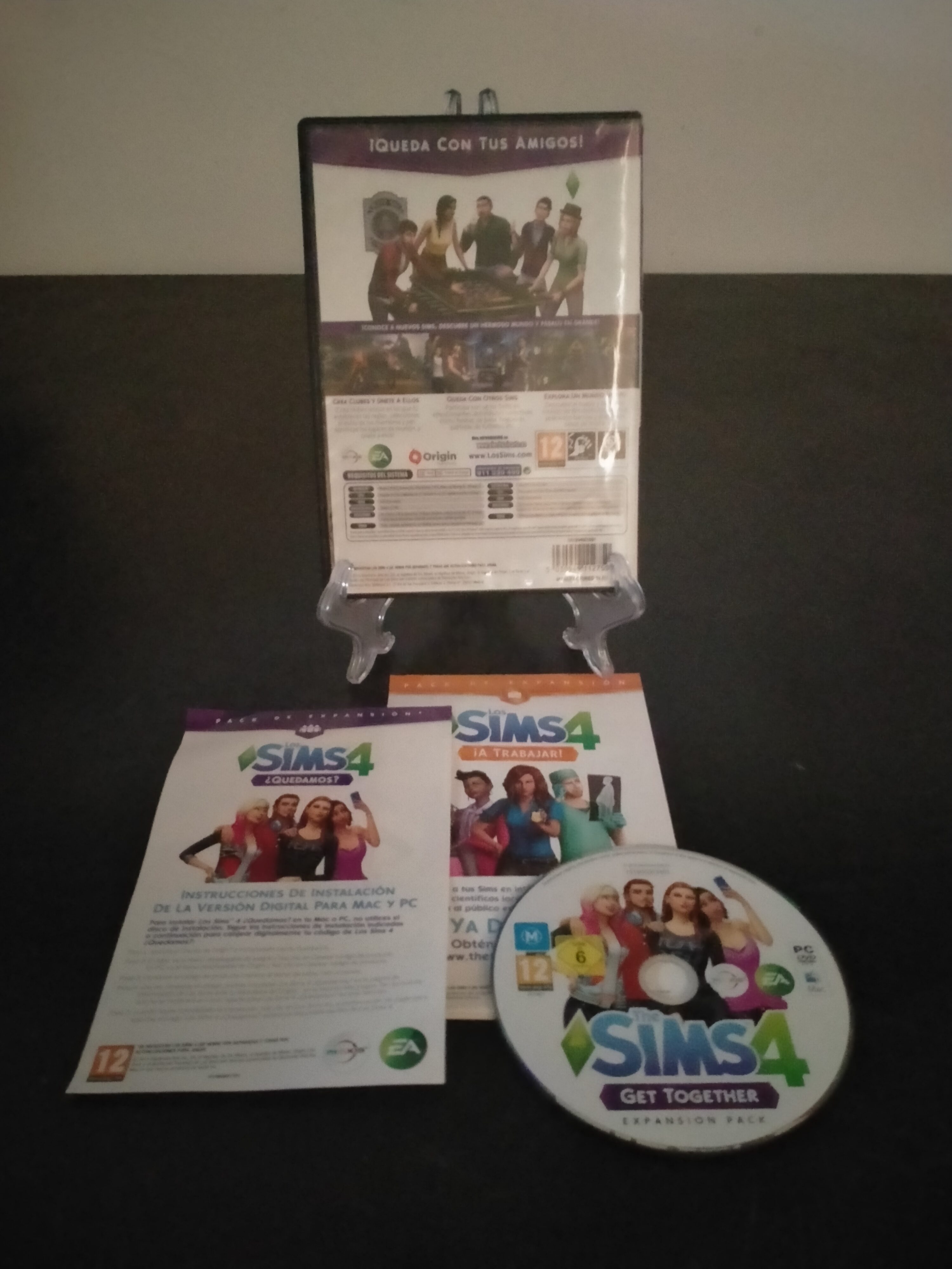 Imagen documental 2 de Los Sims 4: ¿Quedamos?, formato DVD Case, para Windows 7, Windows 8, Windows 10