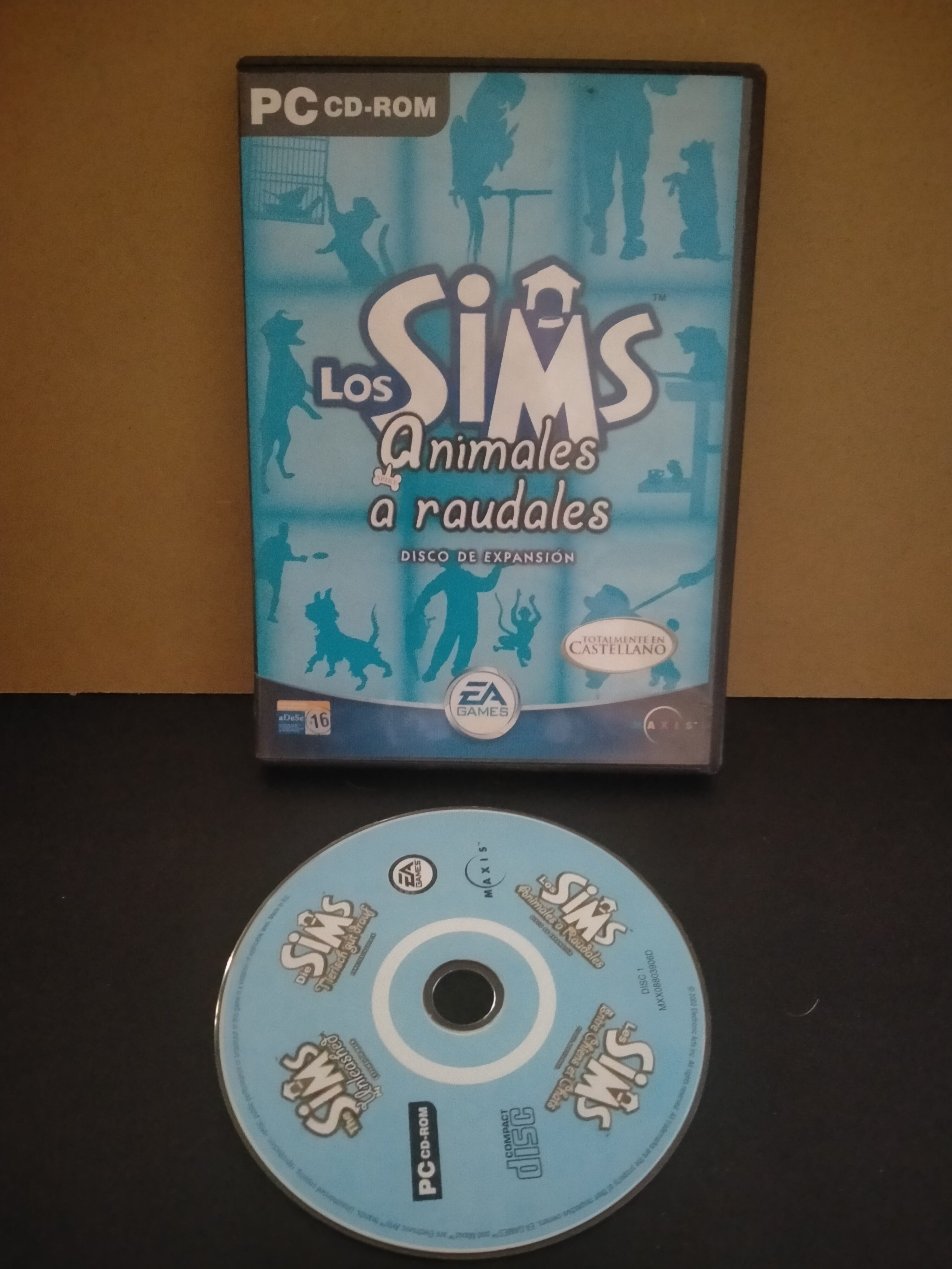 Edición física de Los Sims: Animales a Raudales