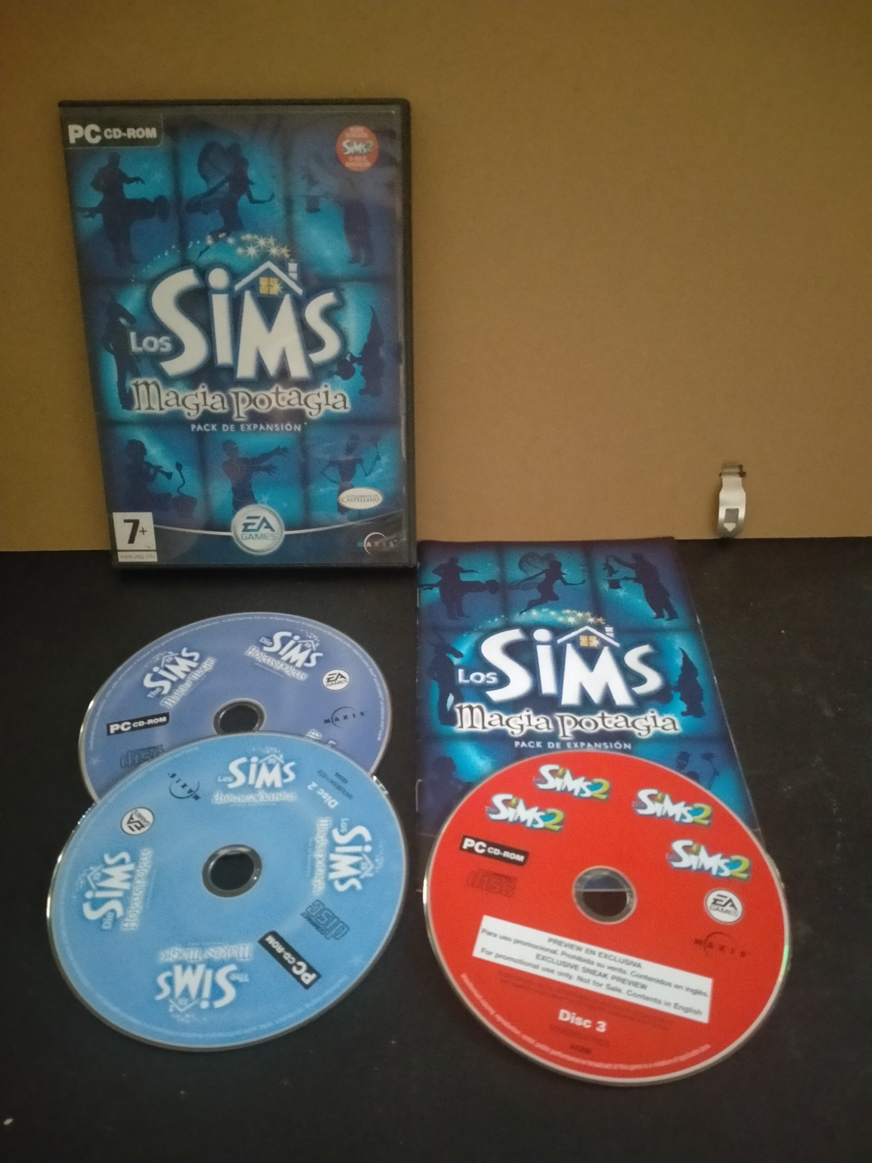 Edición física de Los Sims: Magia Potagia