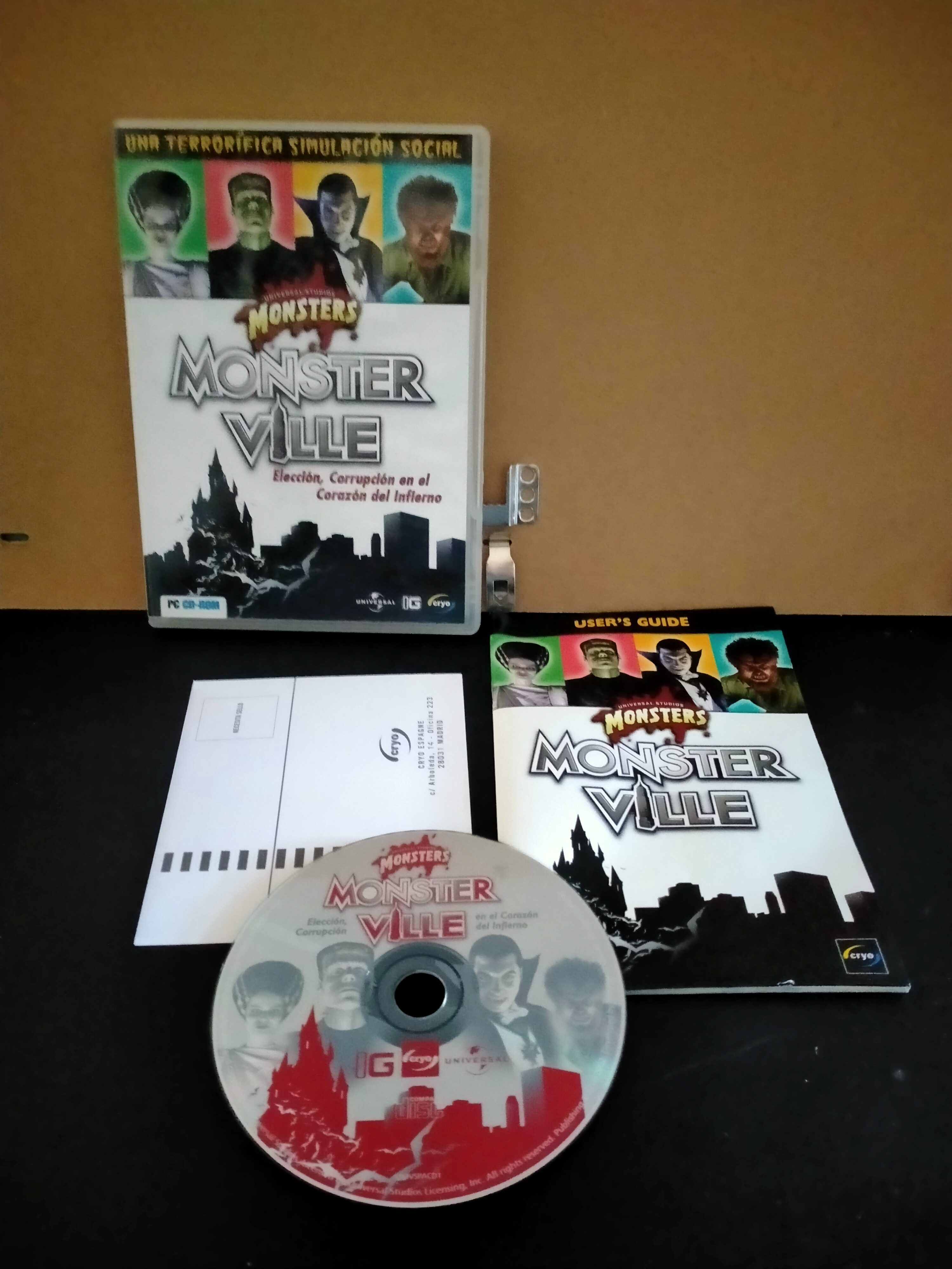 Edición física de Monster Ville
