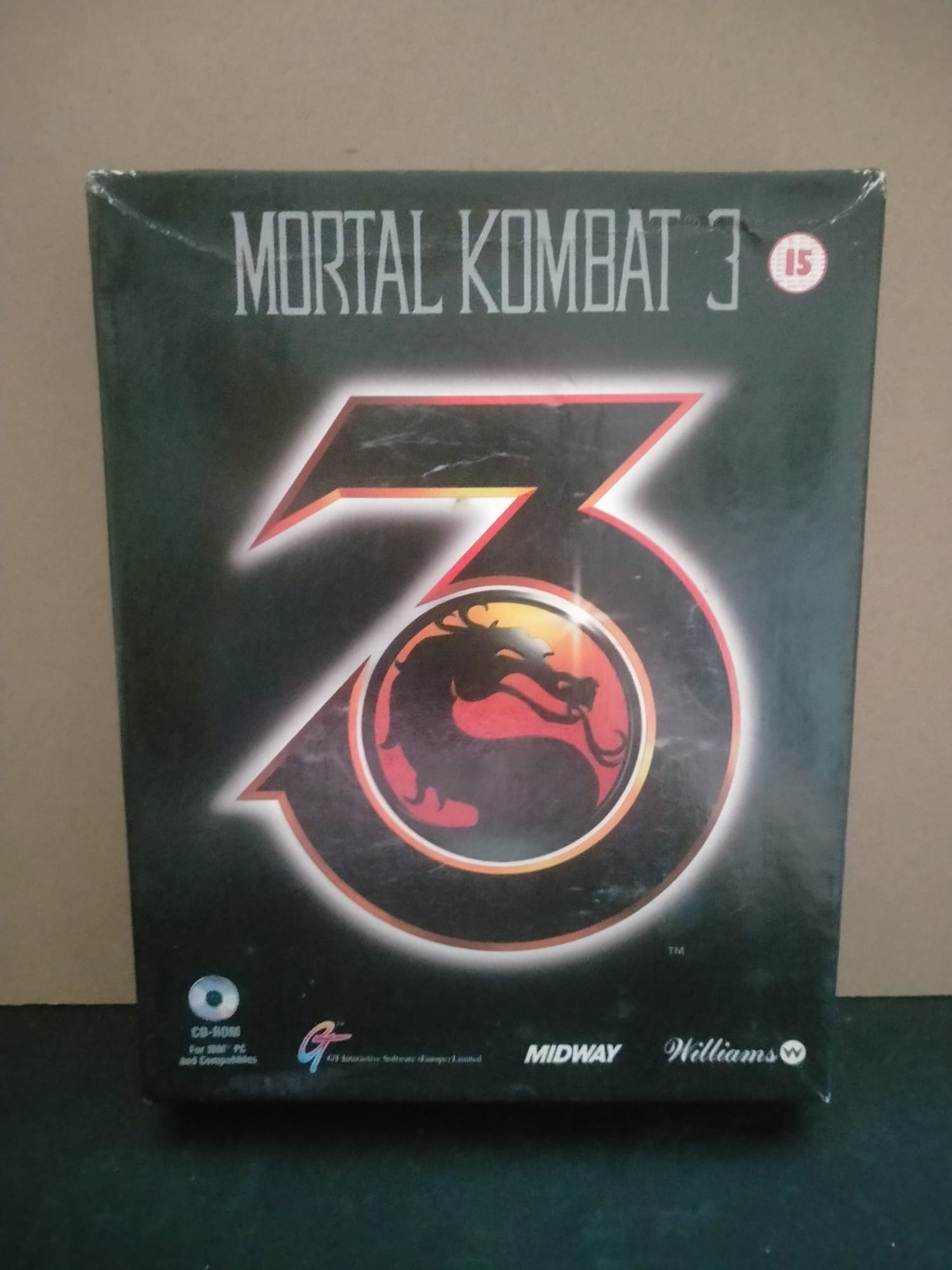 Edición física de Mortal Kombat 3