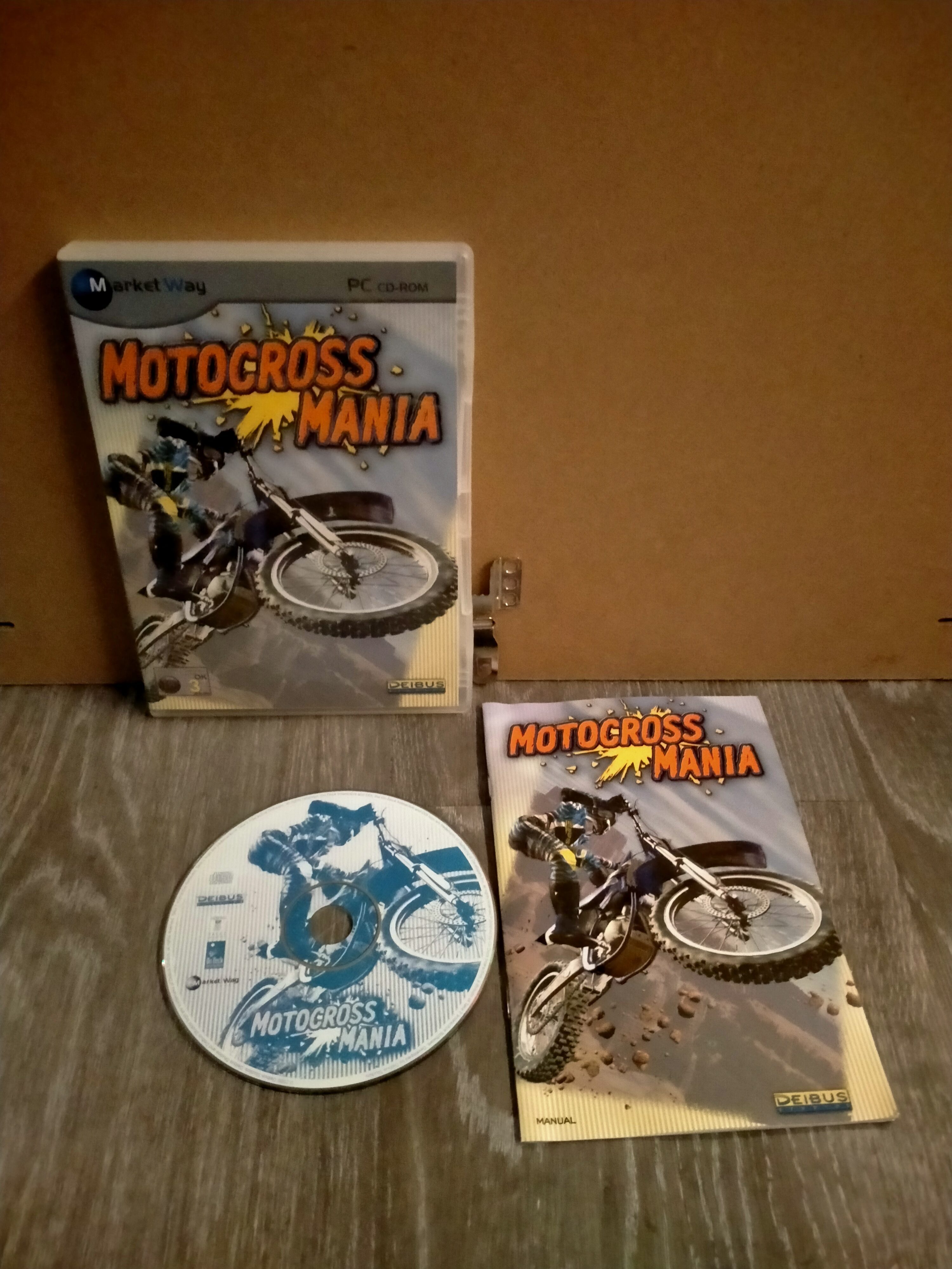 Edición física de Motocross Mania
