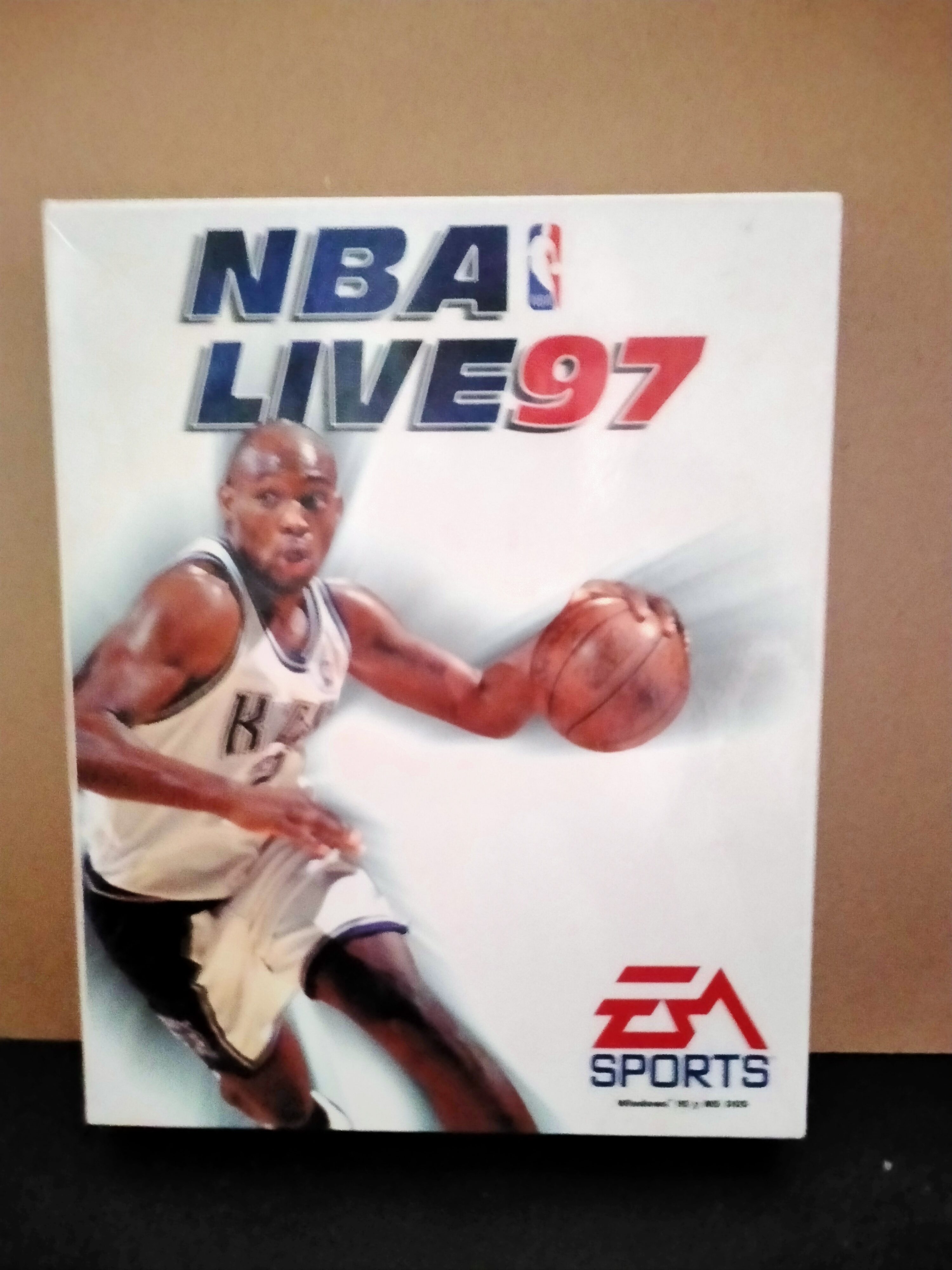 Edición física de NBA Live 97
