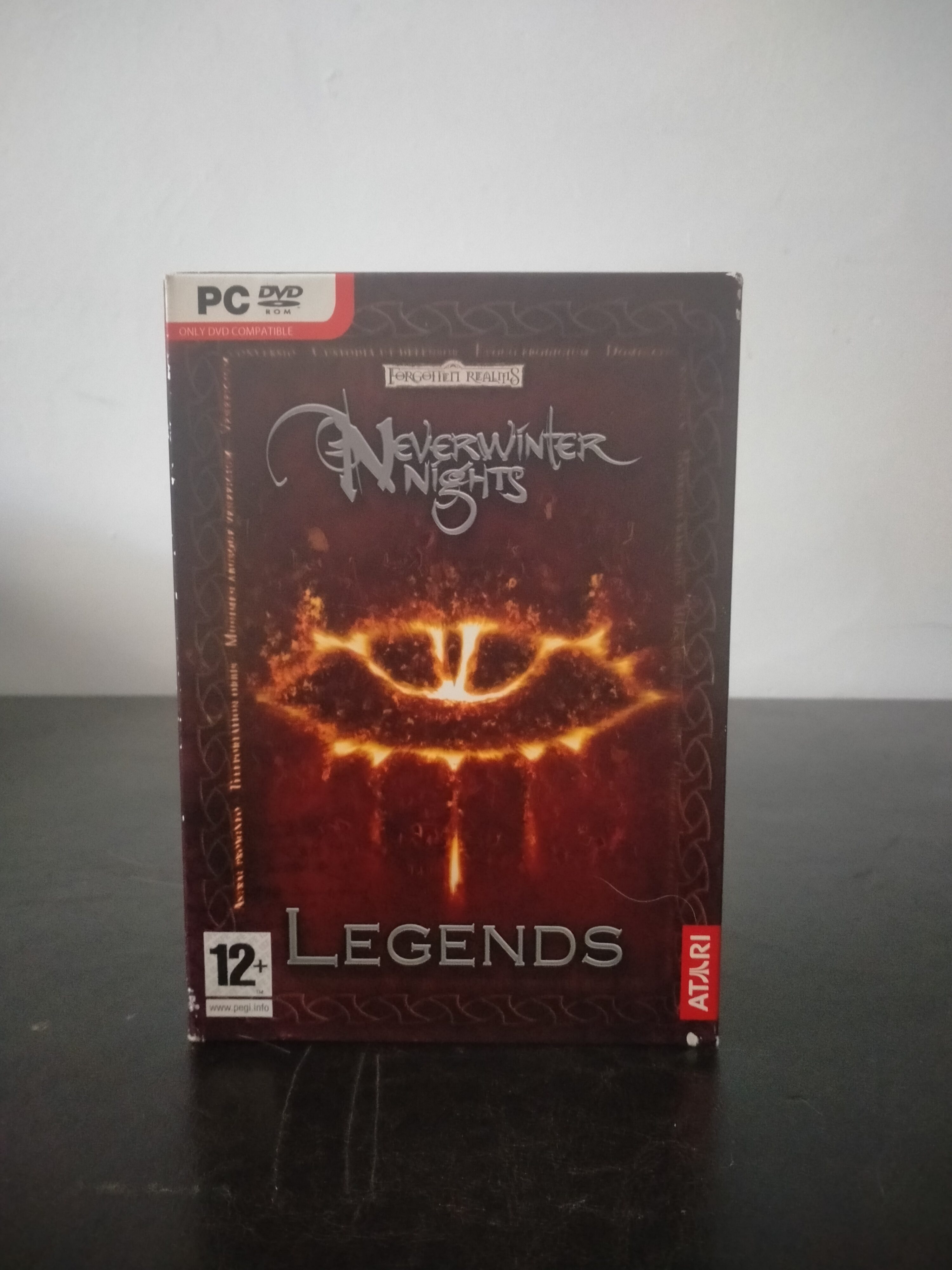 Portada de Neverwinter Nights Legends, formato DVD Case, para Windows XP