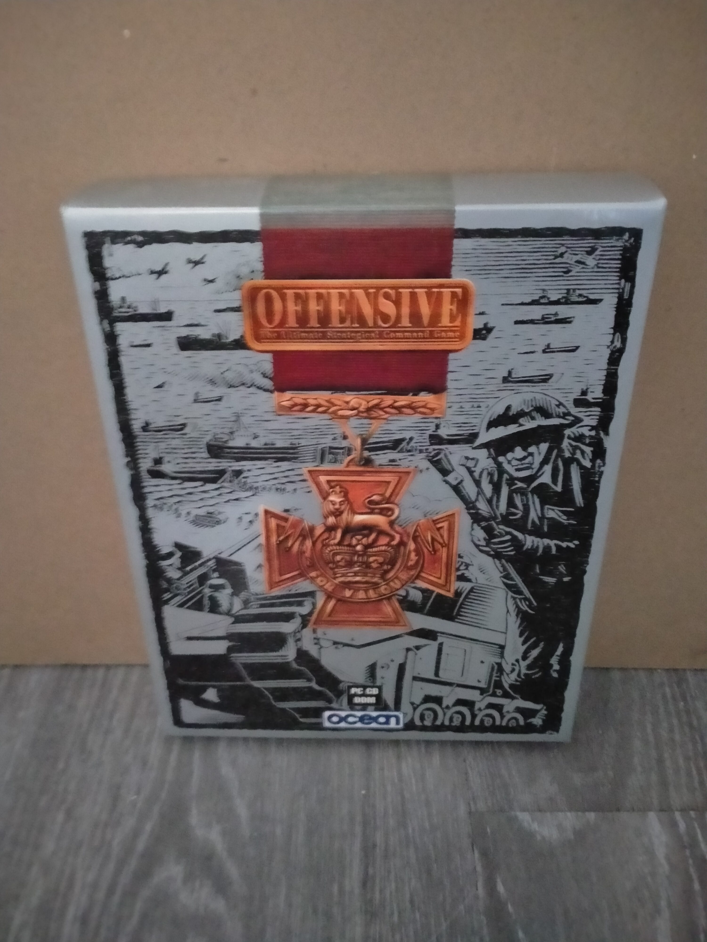 Edición física de Offensive: The Ultimate Strategic Command Game