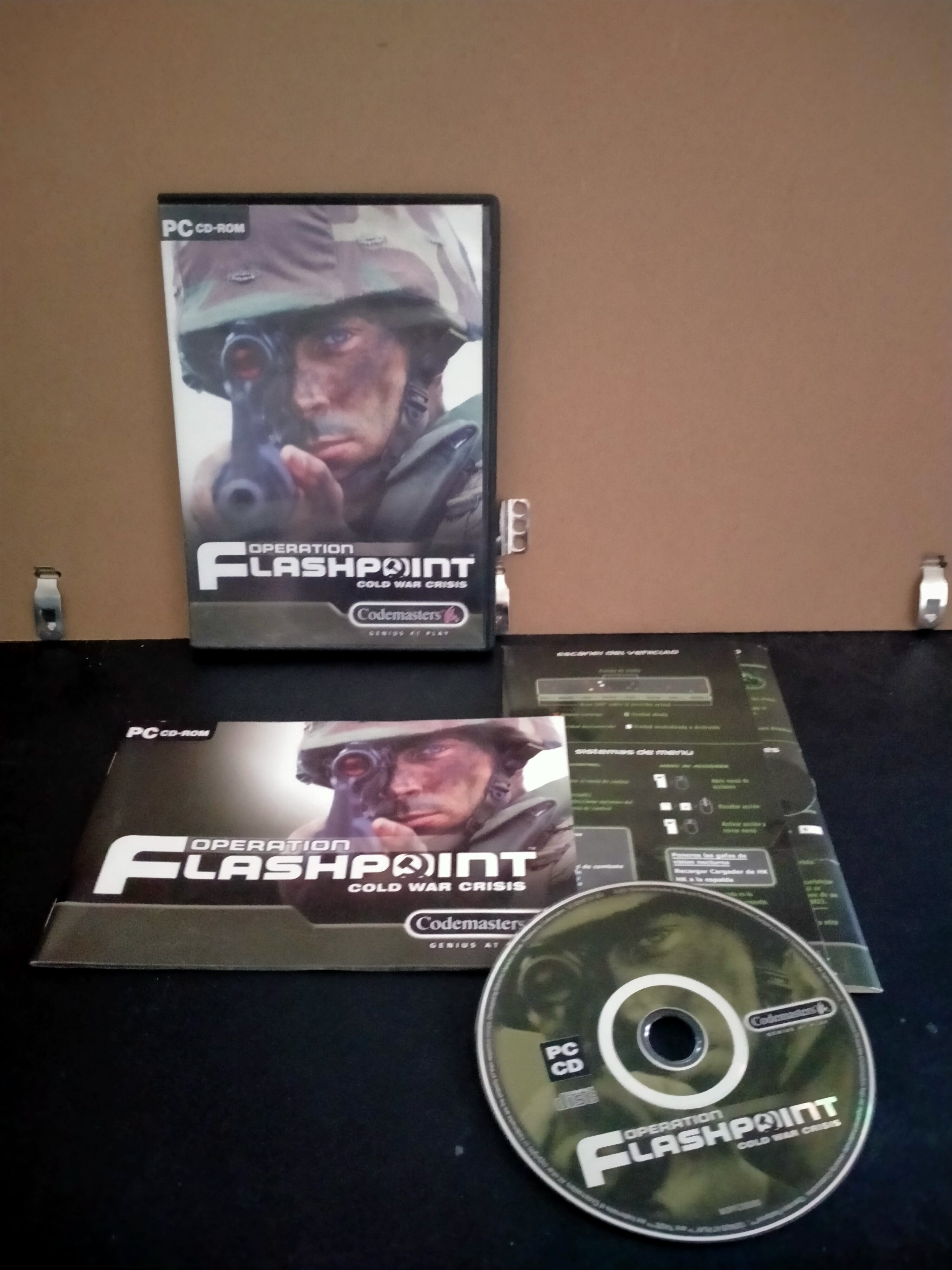 Edición física de Operation Flashpoint: Cold War Crisis
