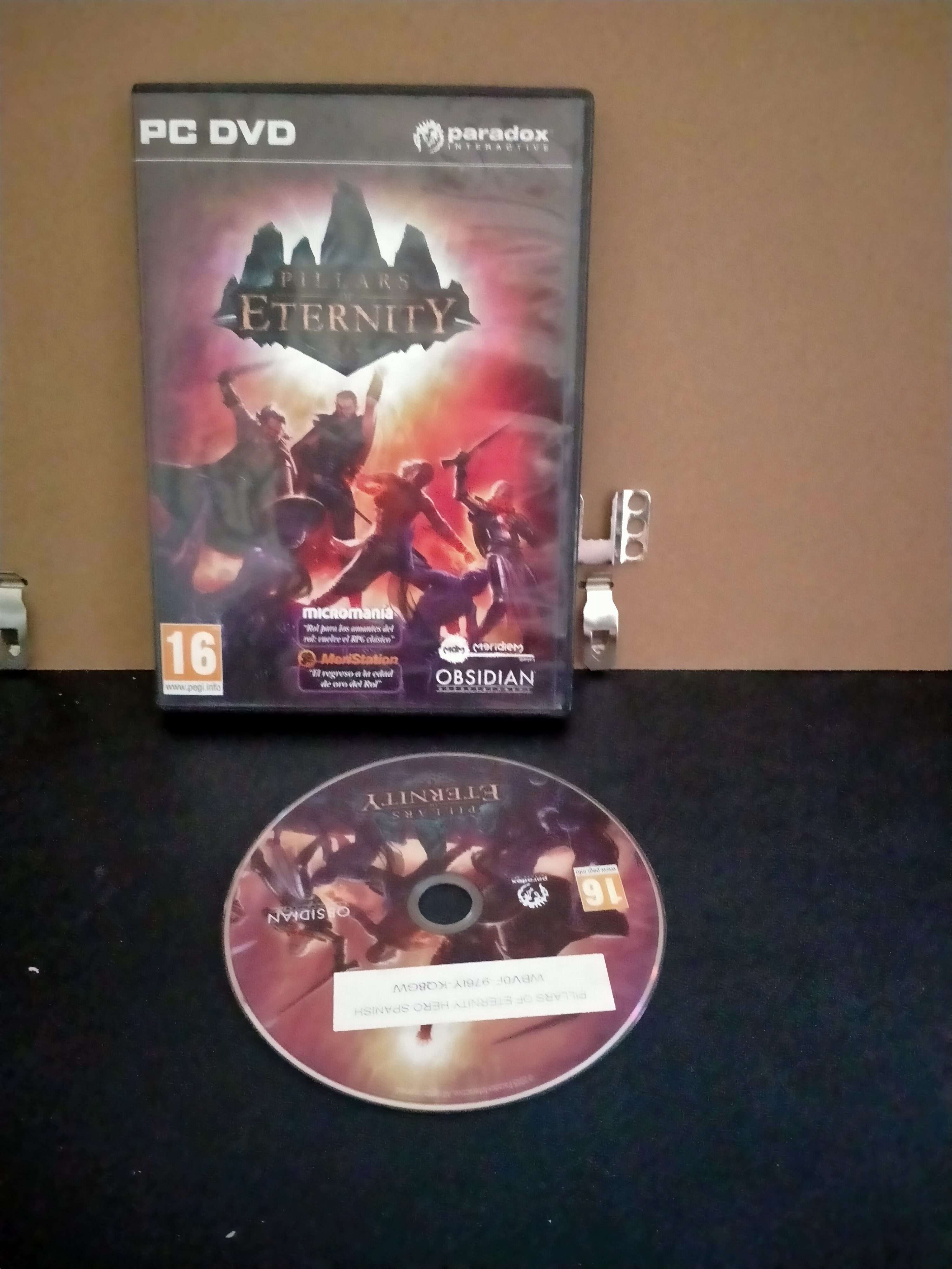 Edición física de Pillars of Eternity