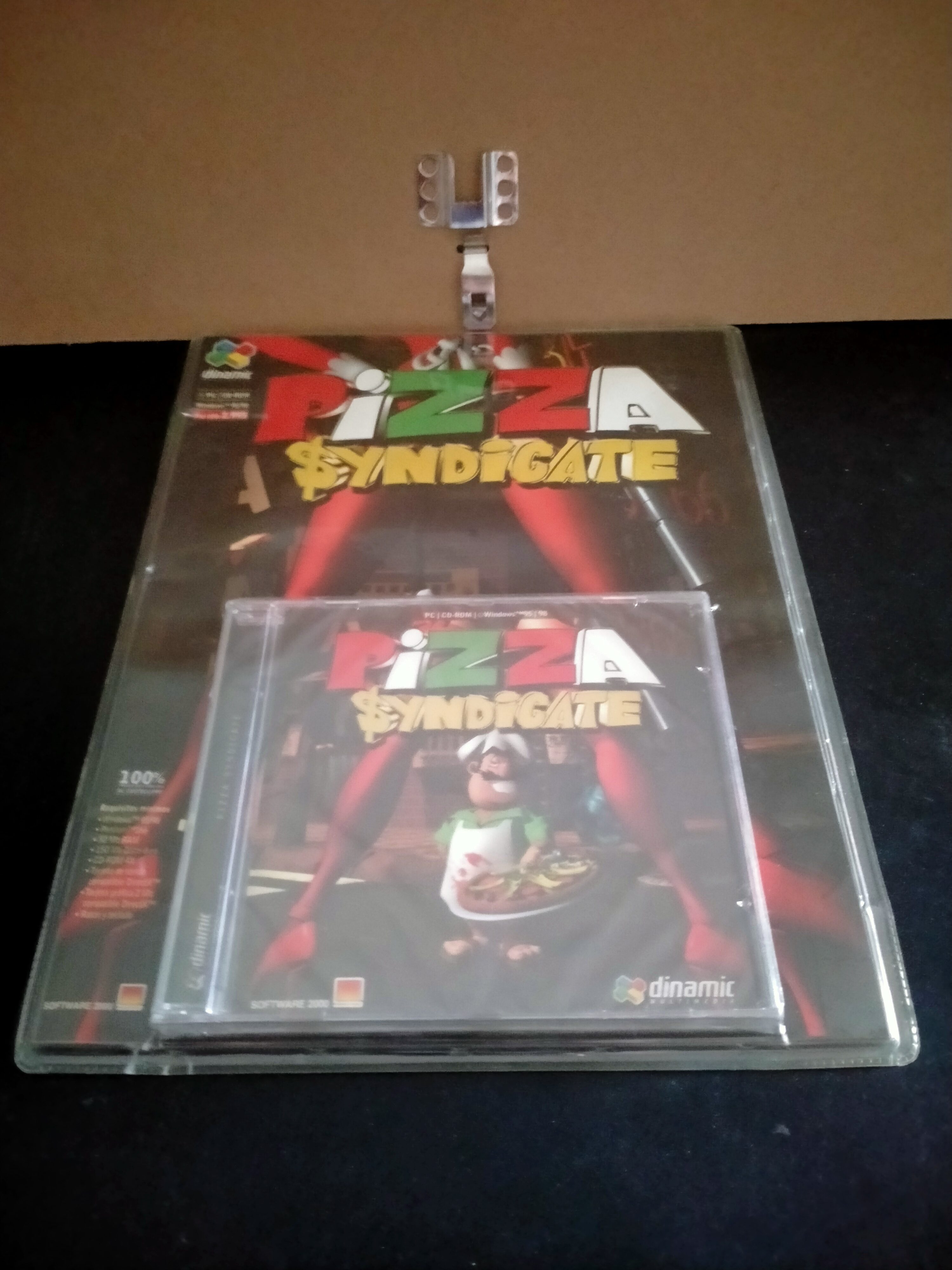 Portada de Pizza Syndicate, formato Jewel Case, para Windows 95, Windows 98