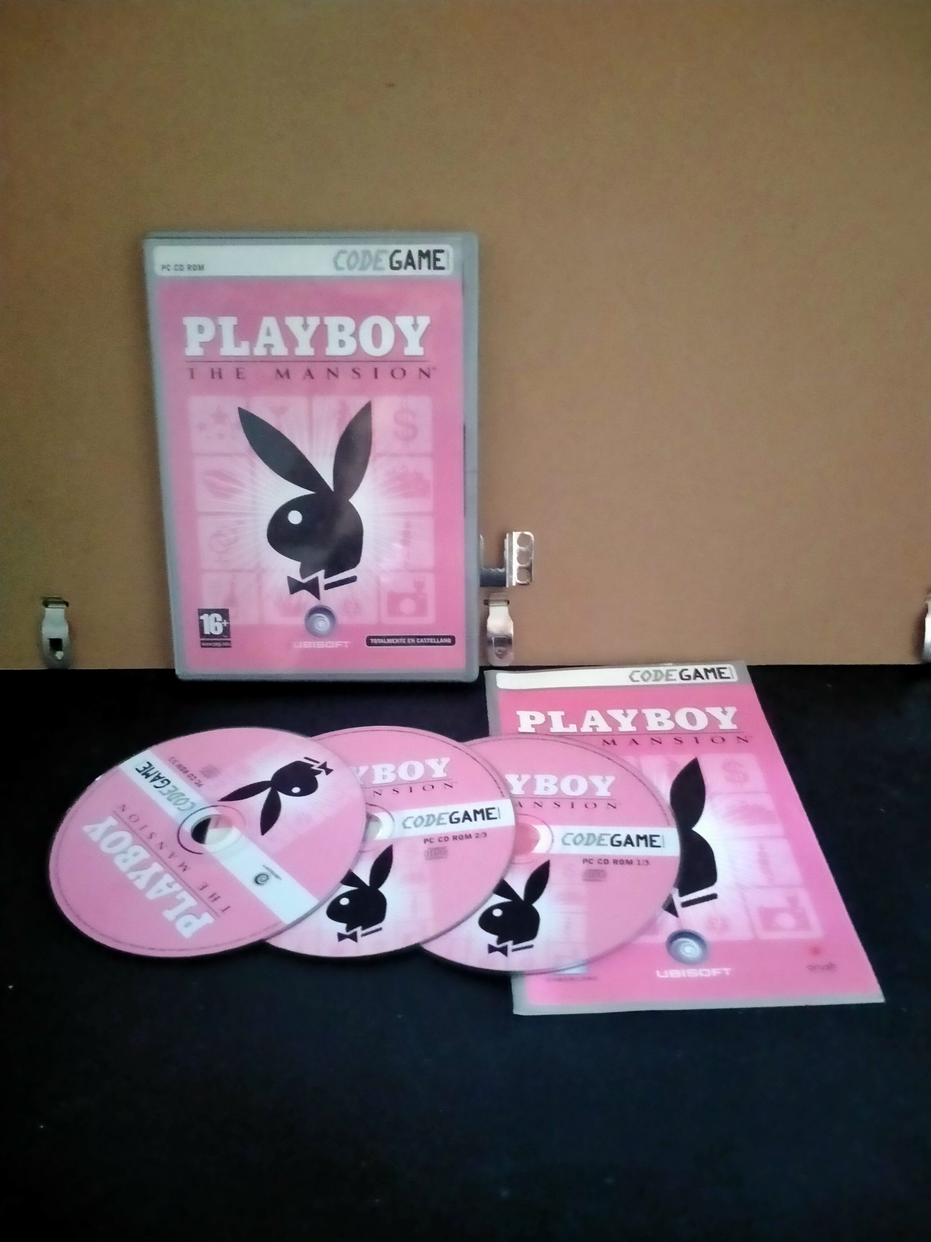 Edición física de Playboy: The Mansion