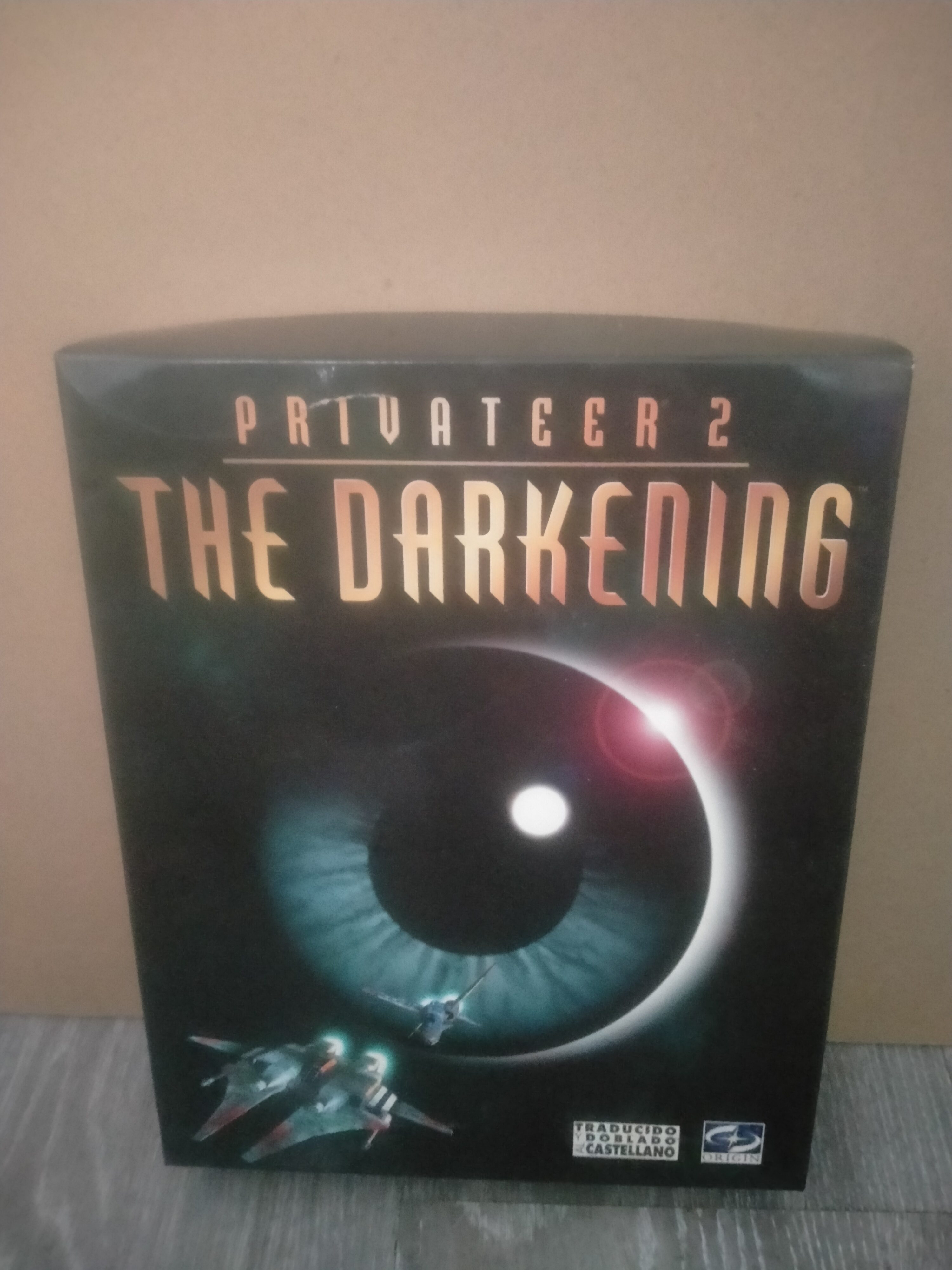 Edición física de Privateer 2: The Darkening