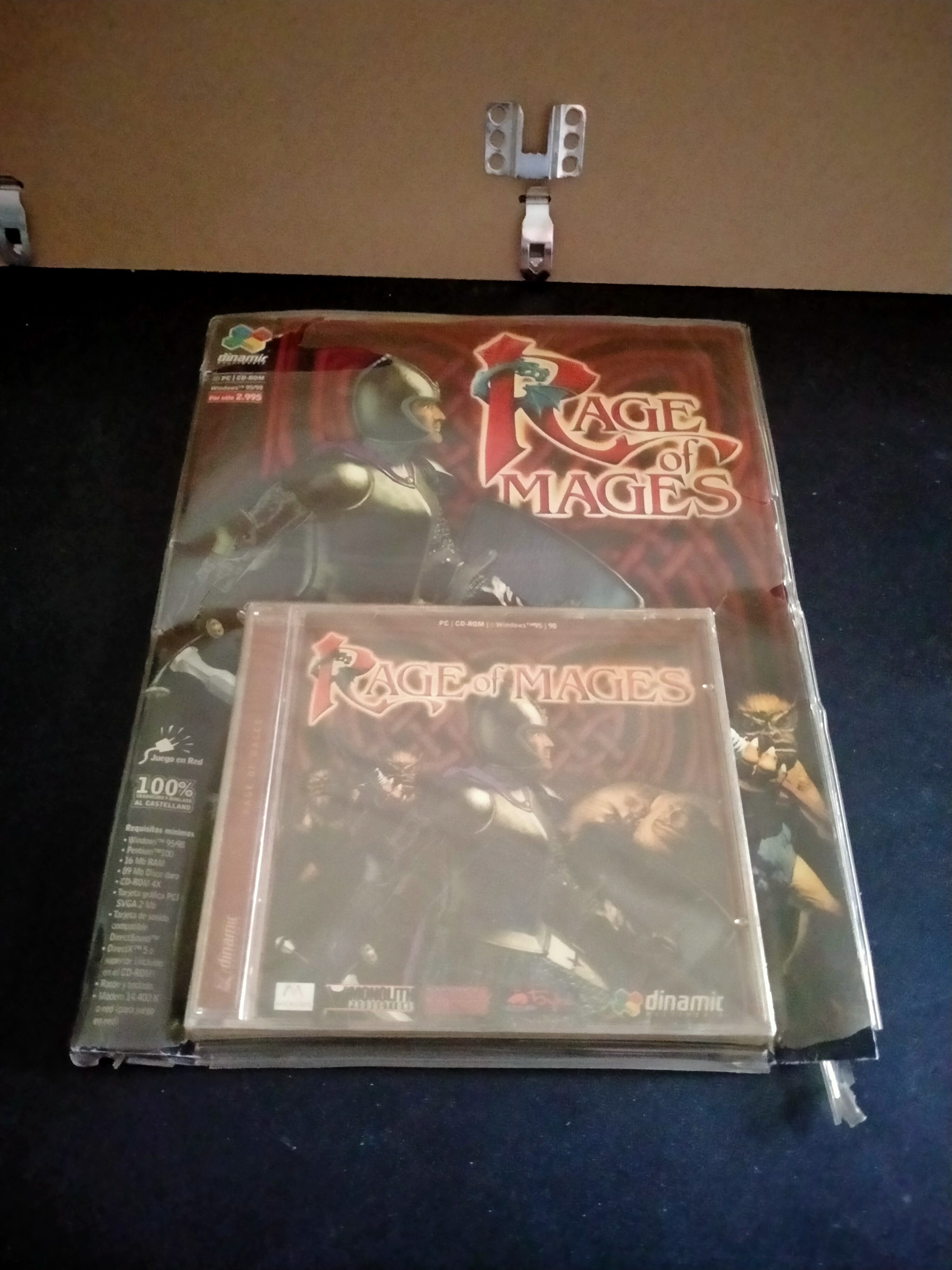 Edición física de Rage of mages