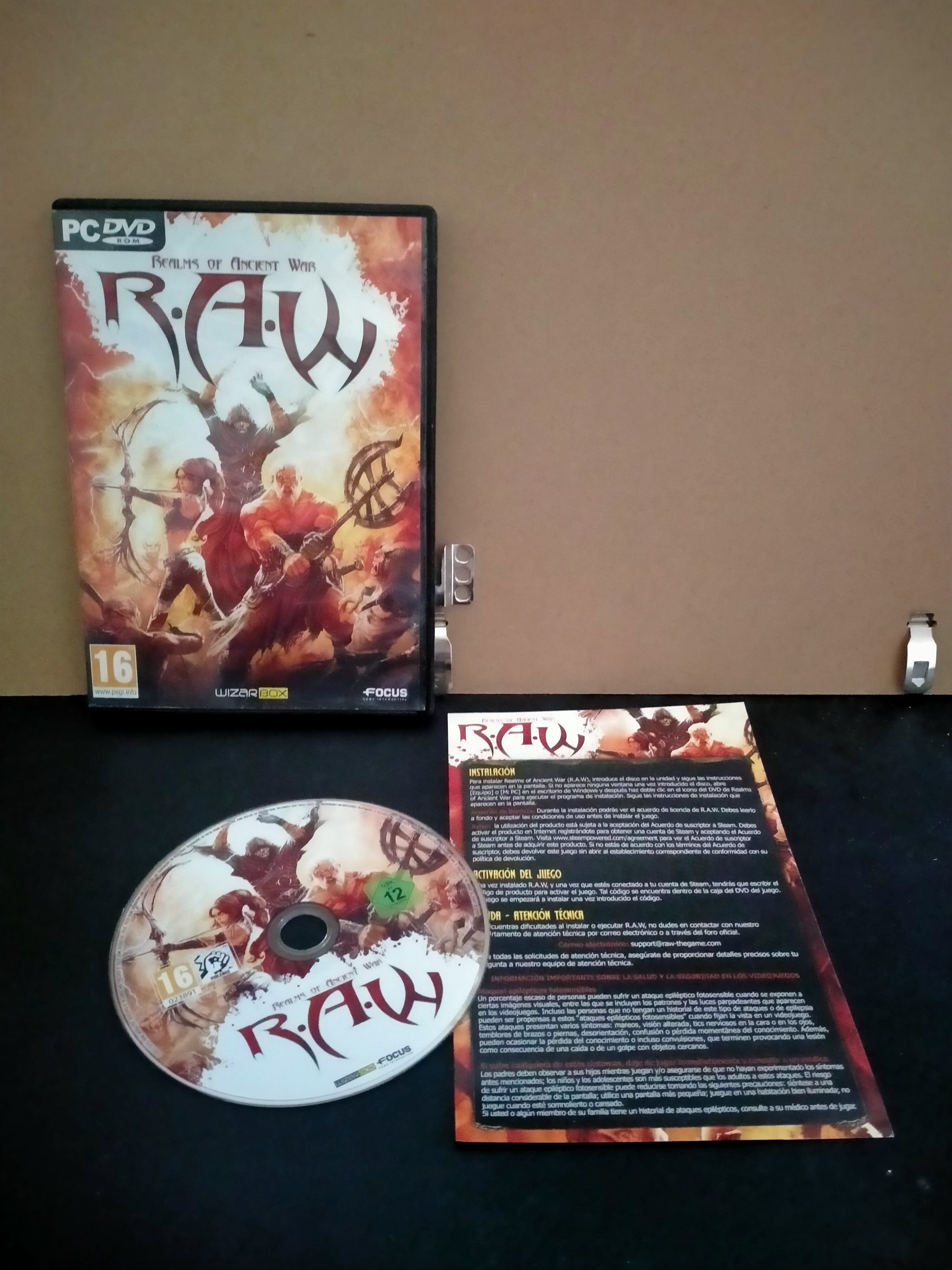 Edición física de R.A.W.: Realms of Ancient War