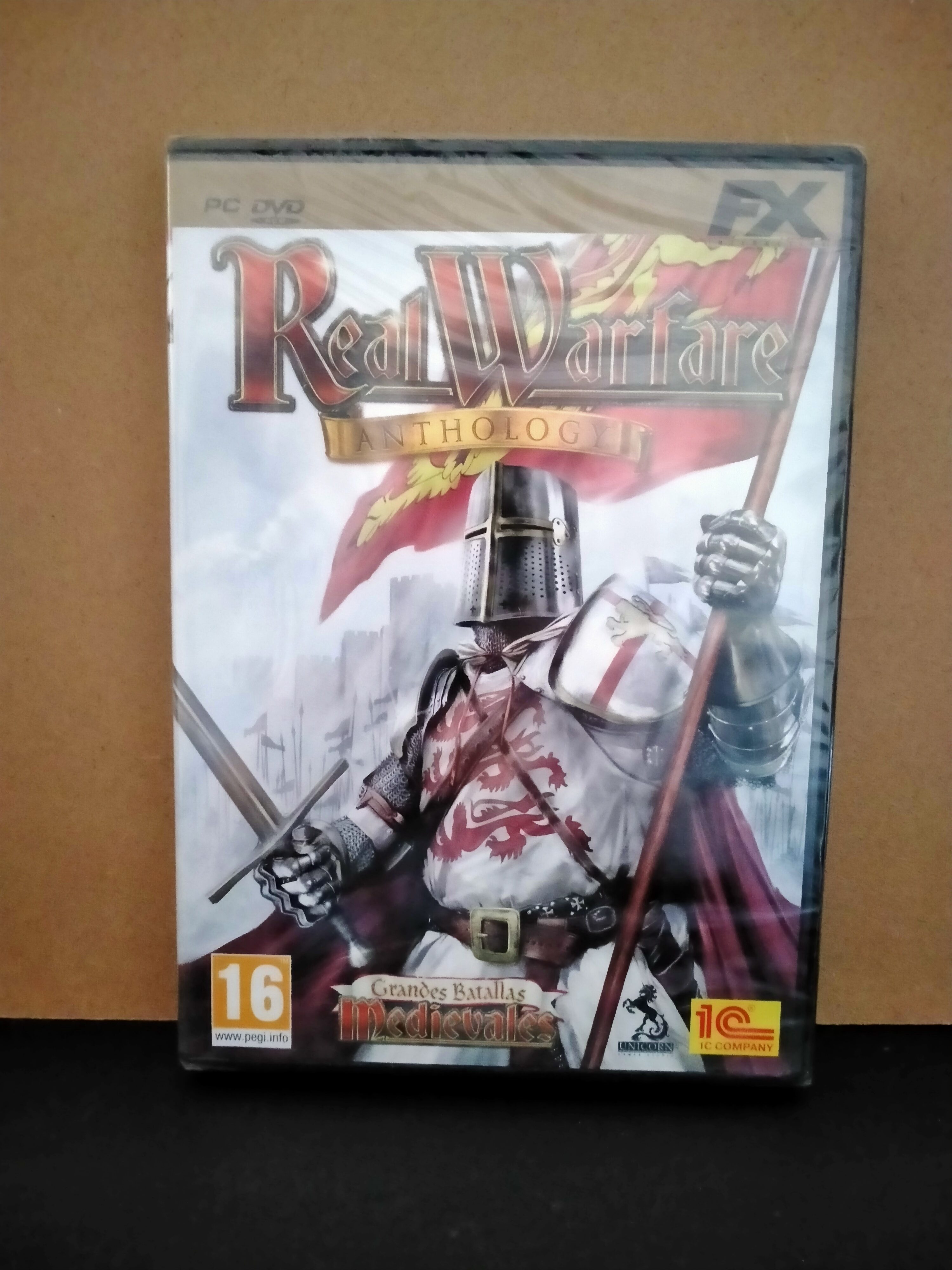 Edición física de Real Warfare Anthology
